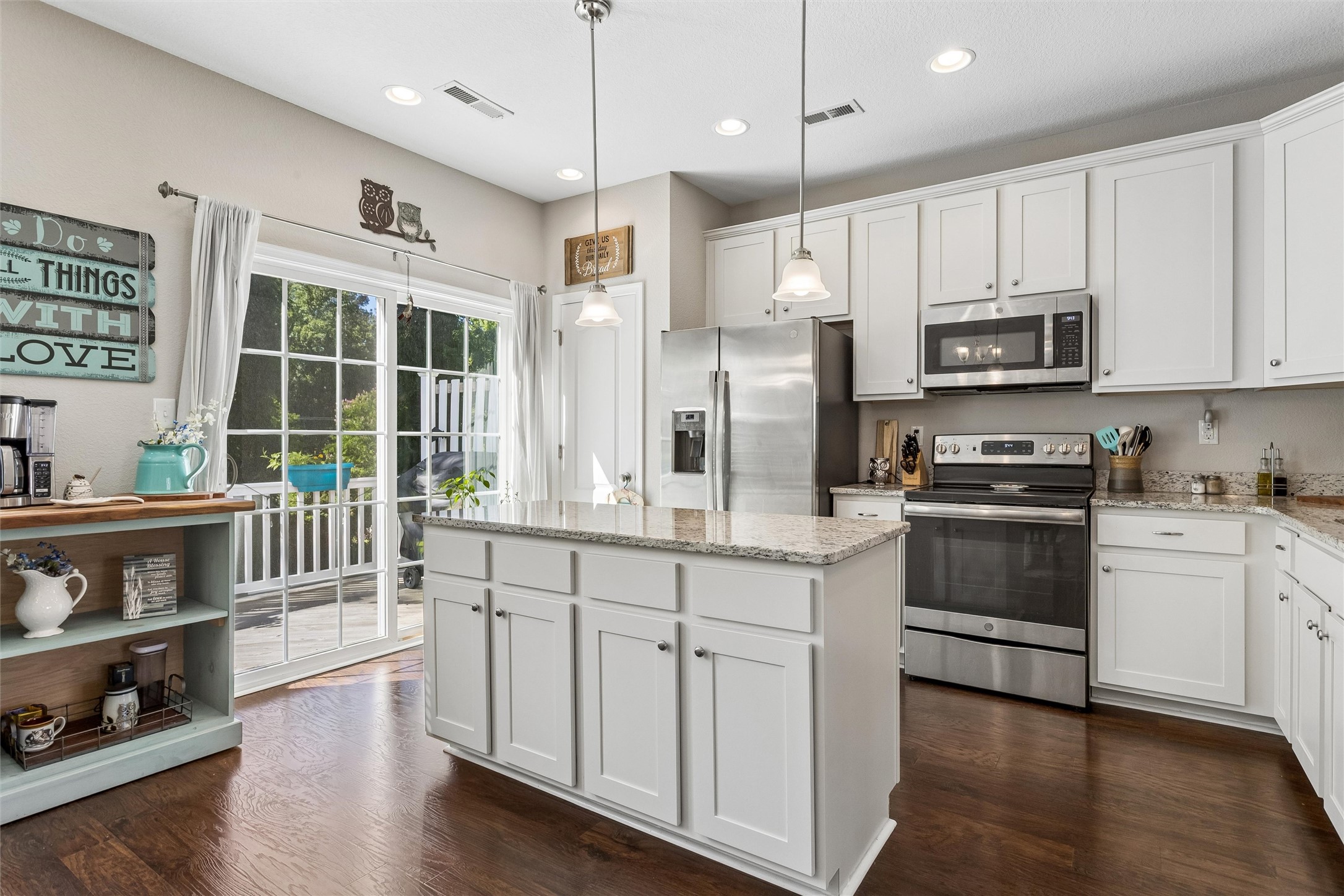 1504 Prosperity Ct — photo