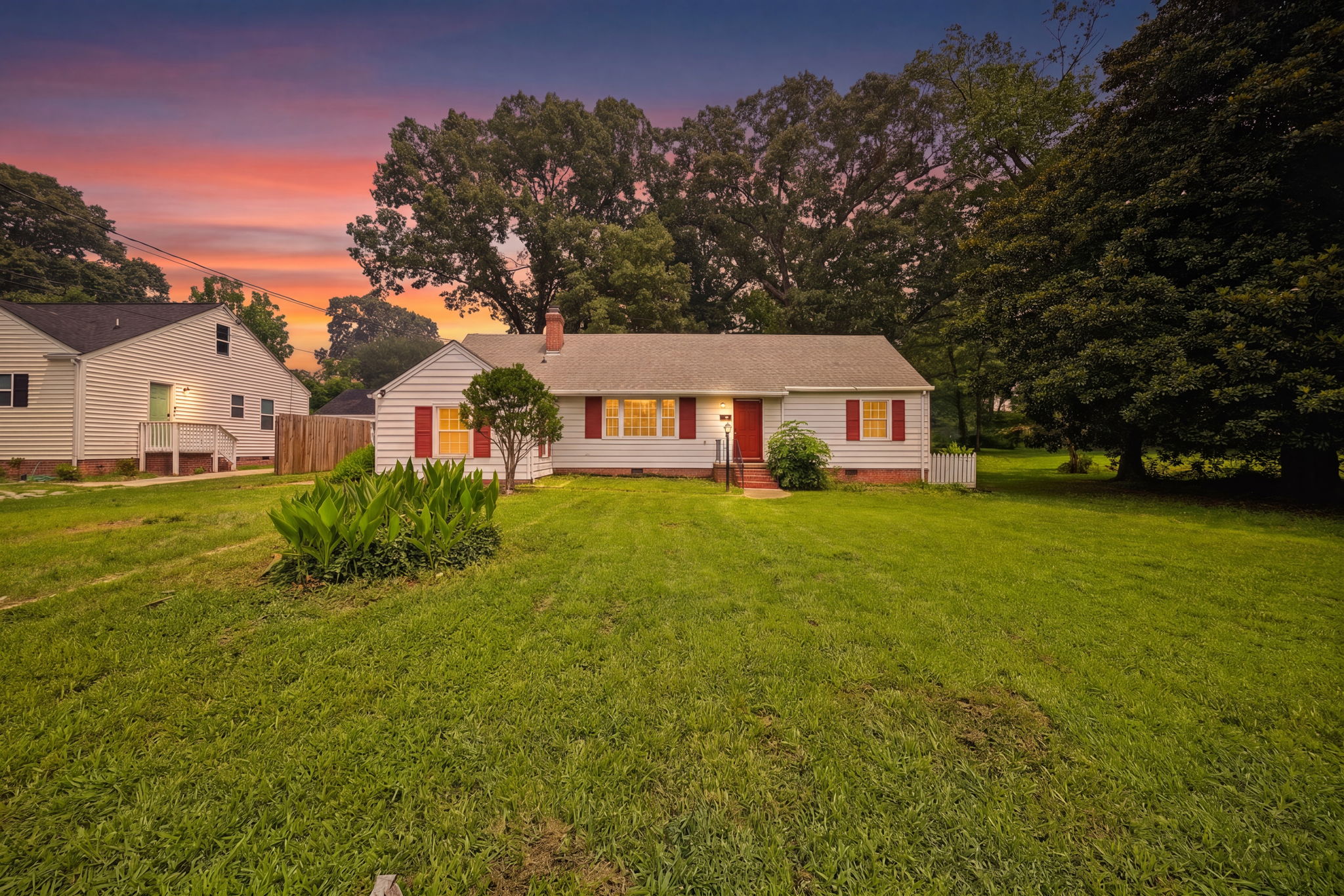 913 Jackson Dr — photo