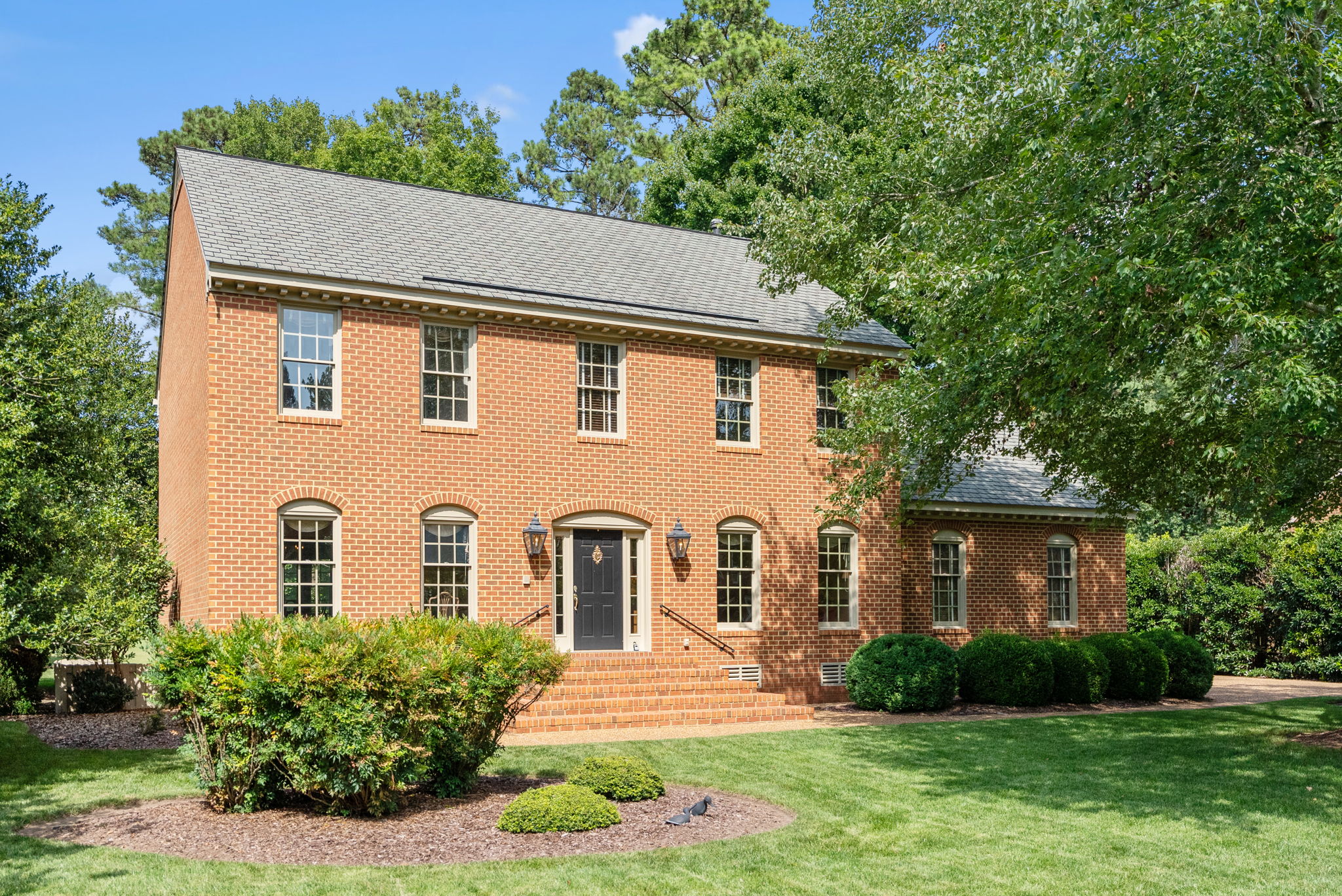 636 Fairfax Way — photo