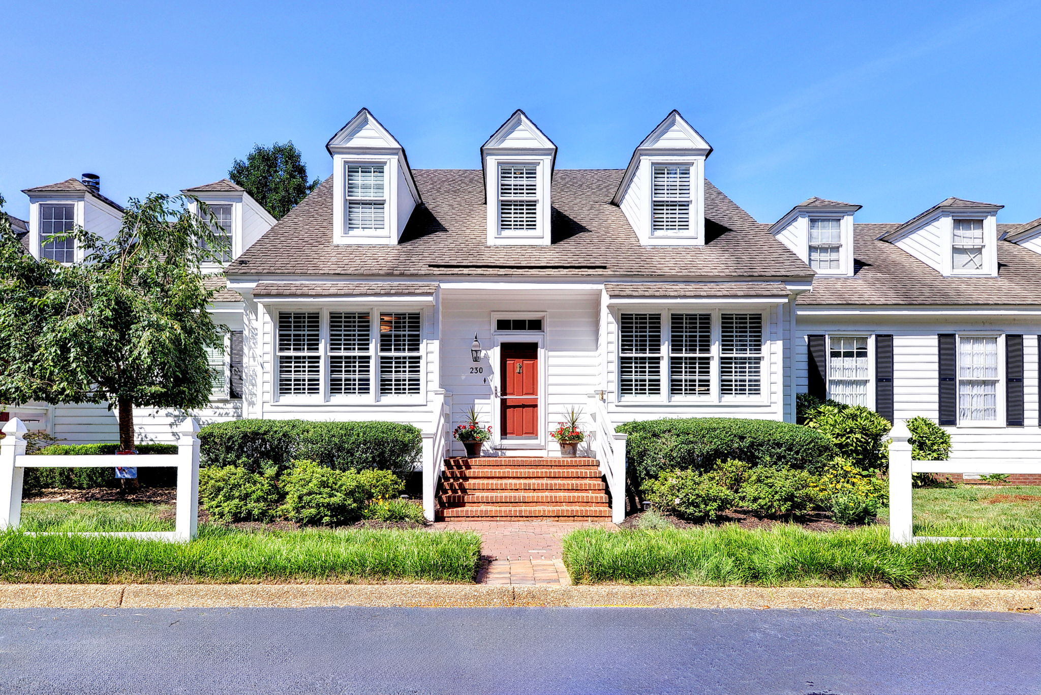 230 Par Dr — photo