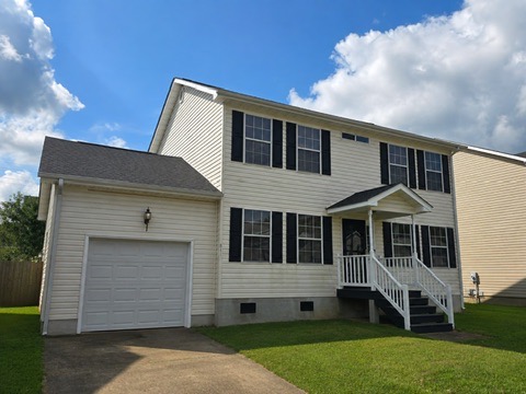 811 Rilee Dr — photo