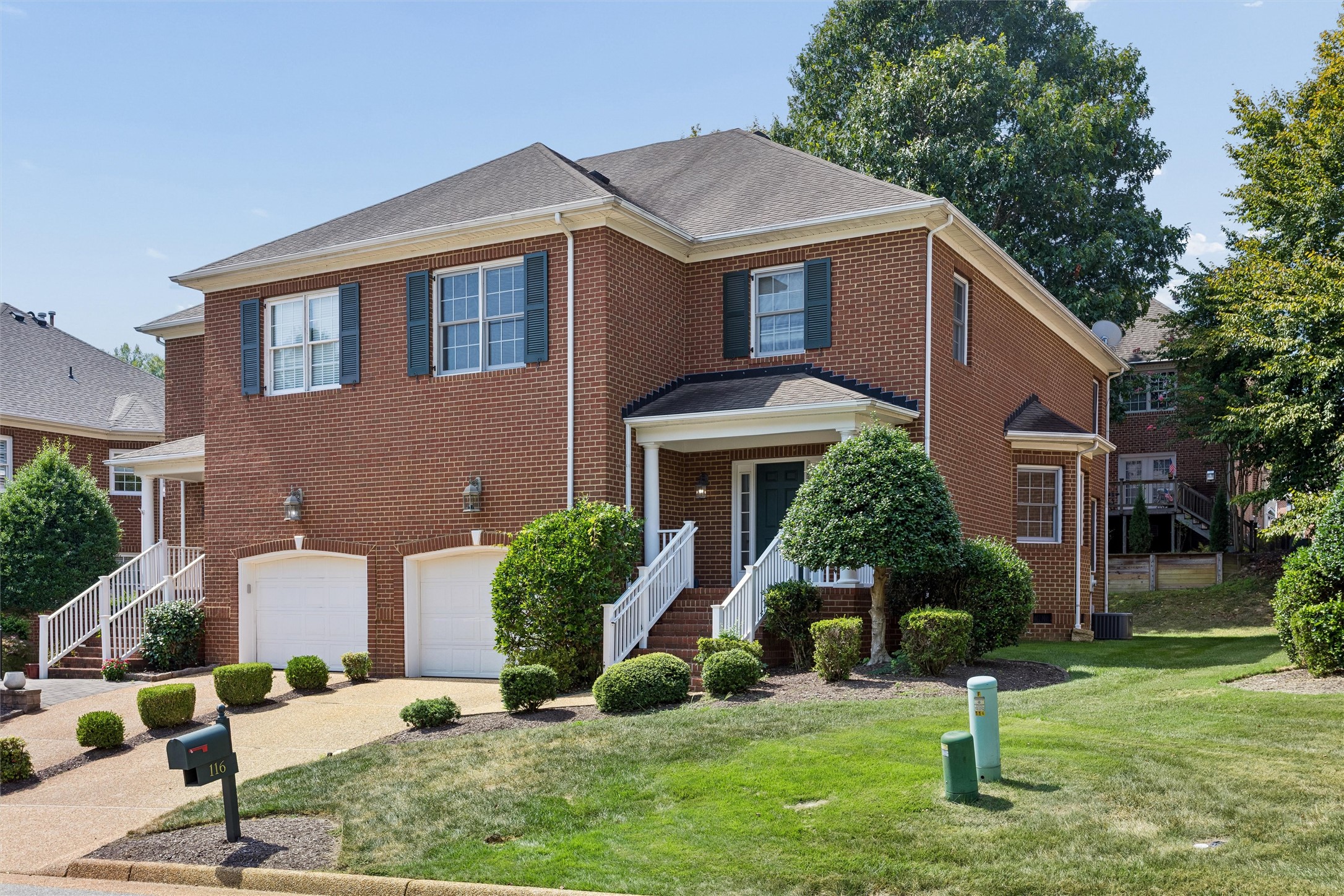 116 Brockton Ct — photo