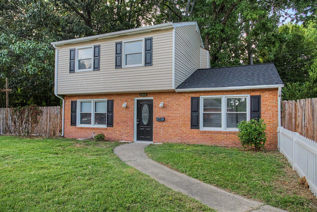 2908 Bending Oak Dr — photo