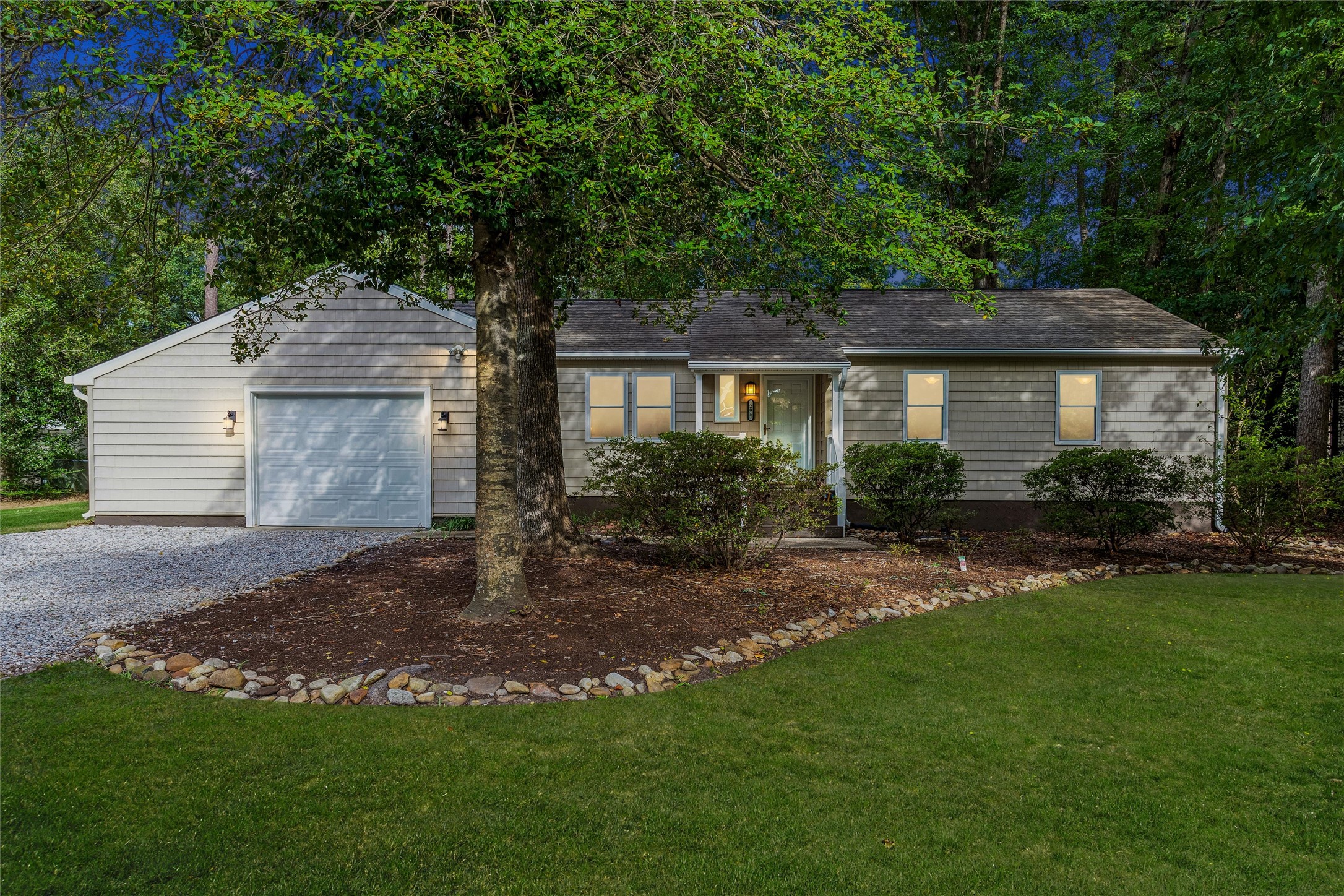 205 Wharf Row — photo