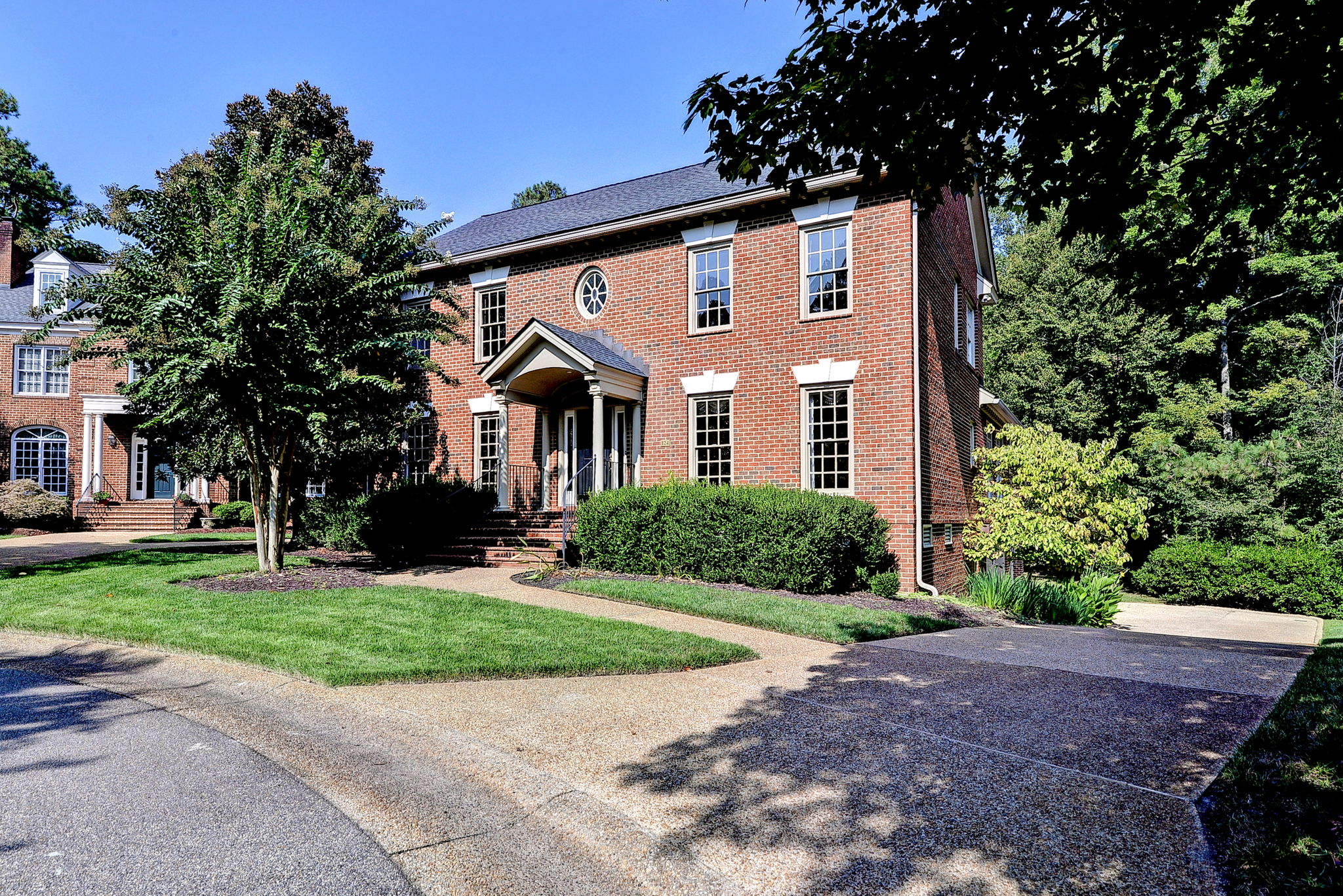 124 Richmond Hill Ct — photo