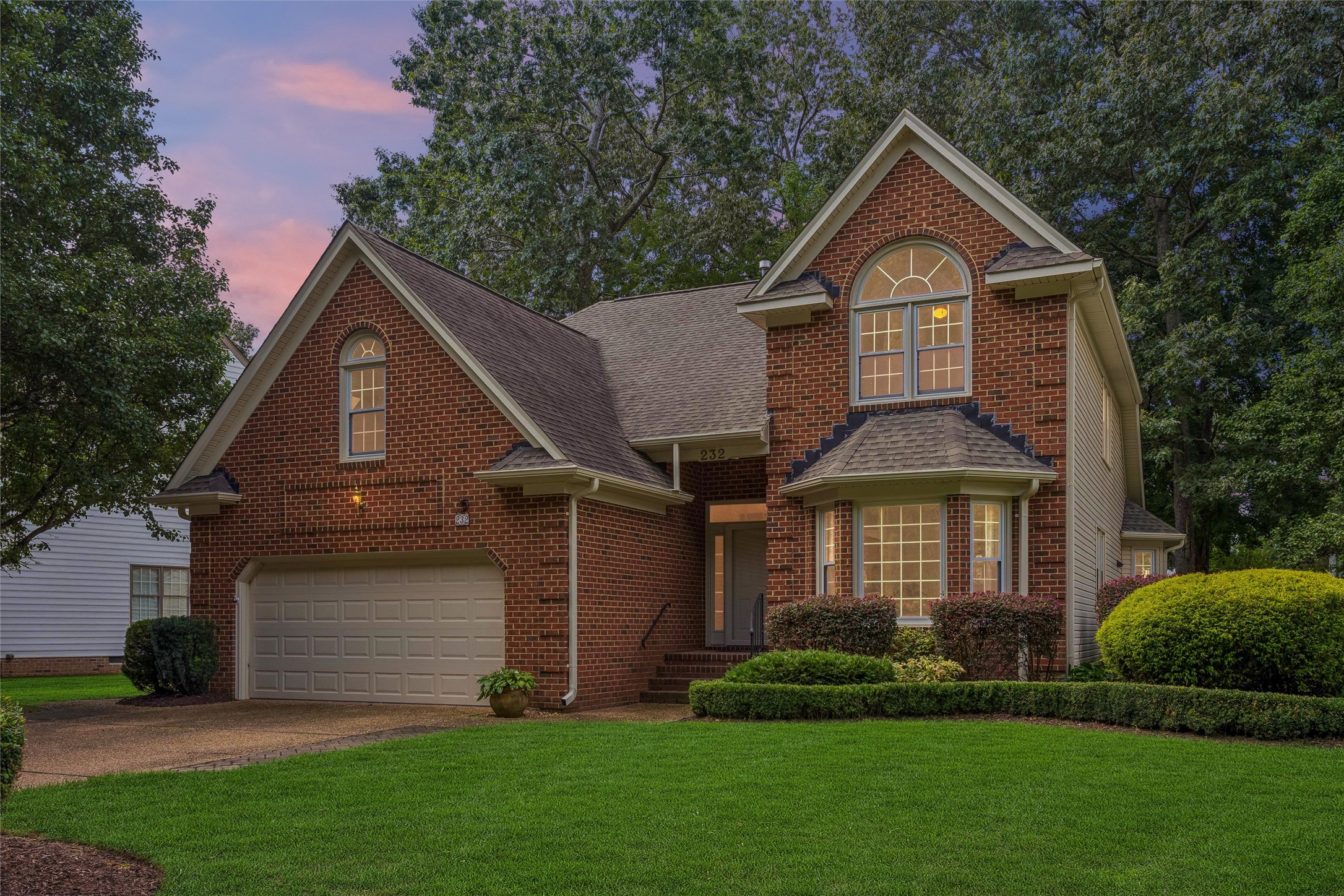 232 Pasture Ln — photo