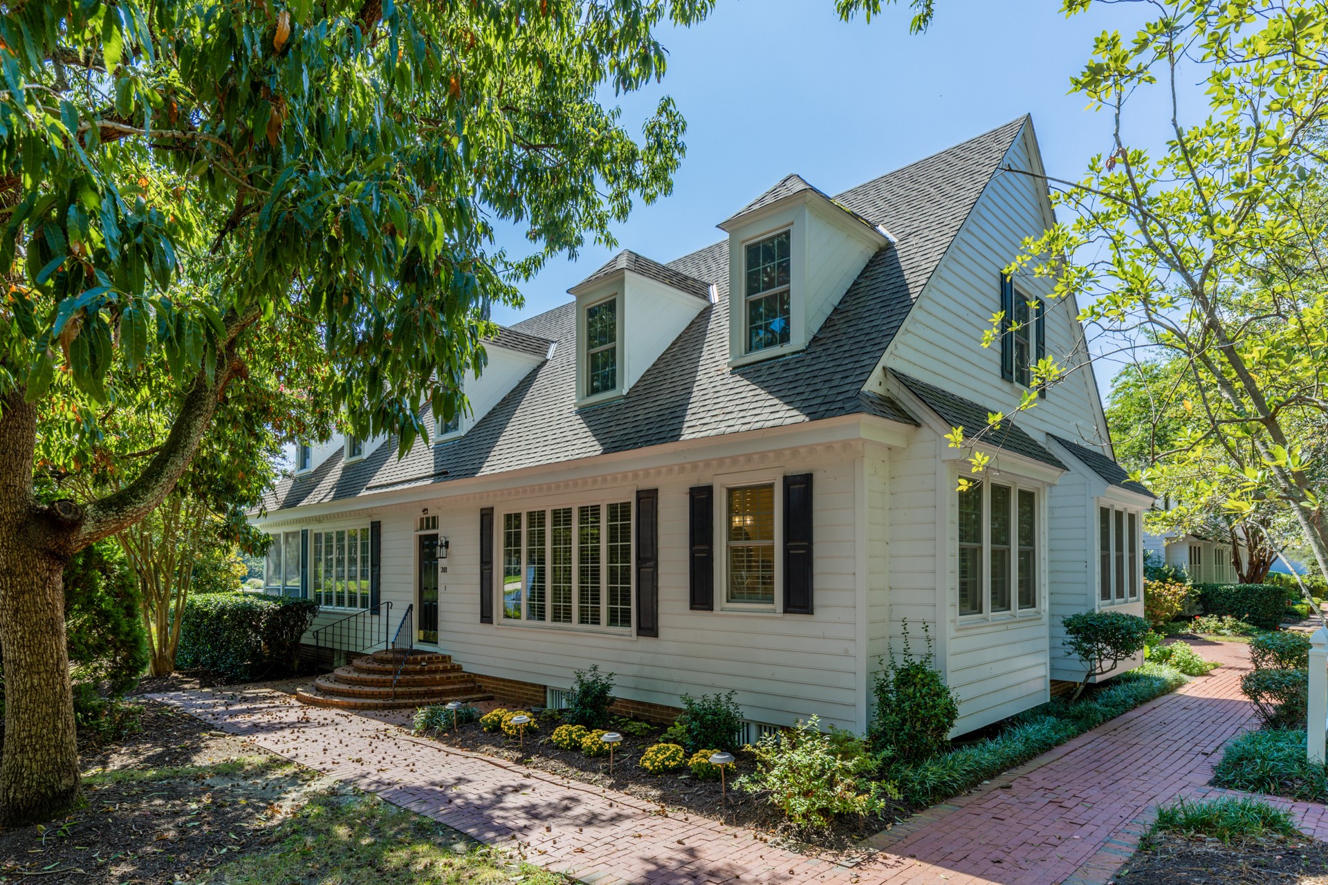 301 Dogleg Dr — photo