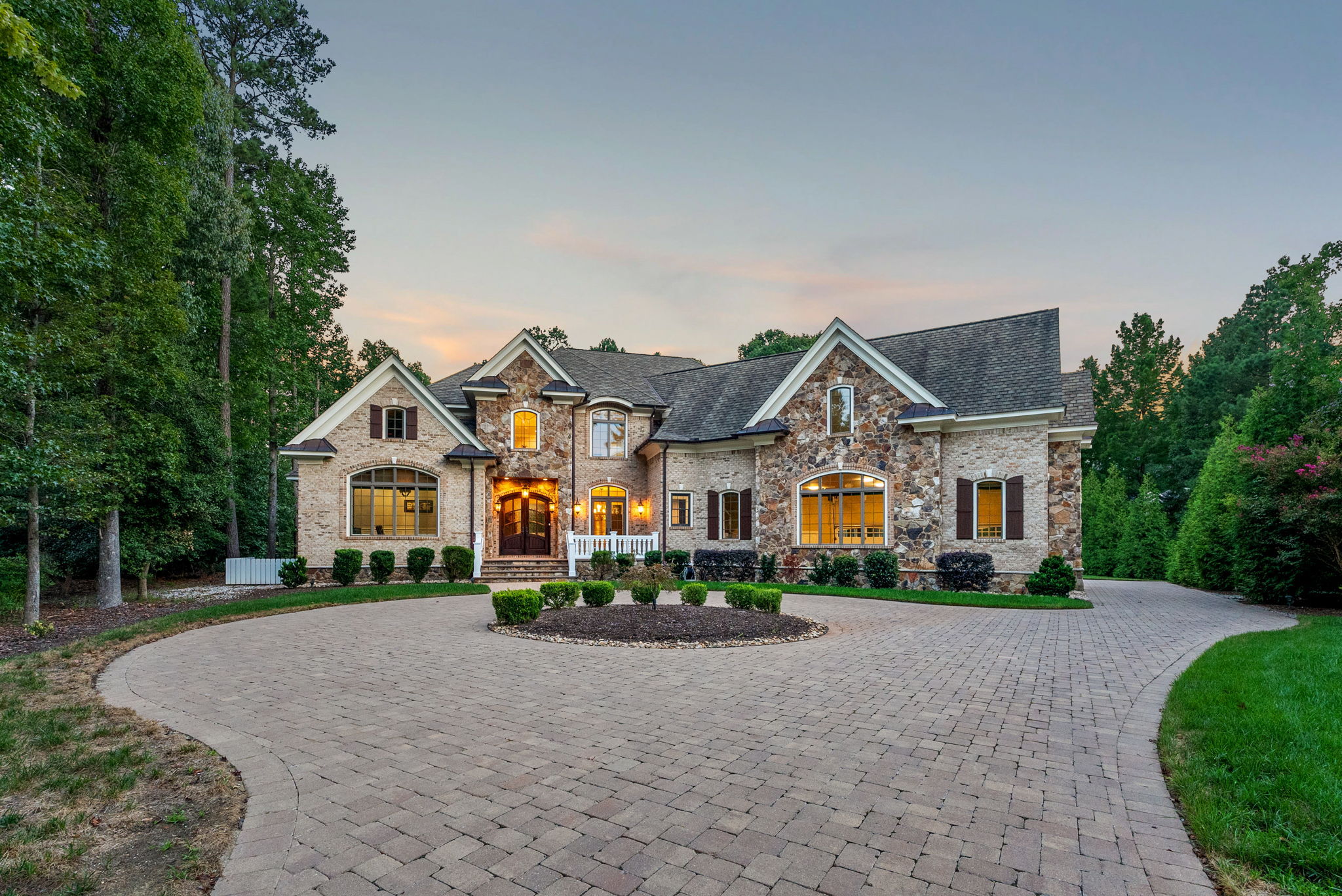 2809 Ann Johnson Ln — photo