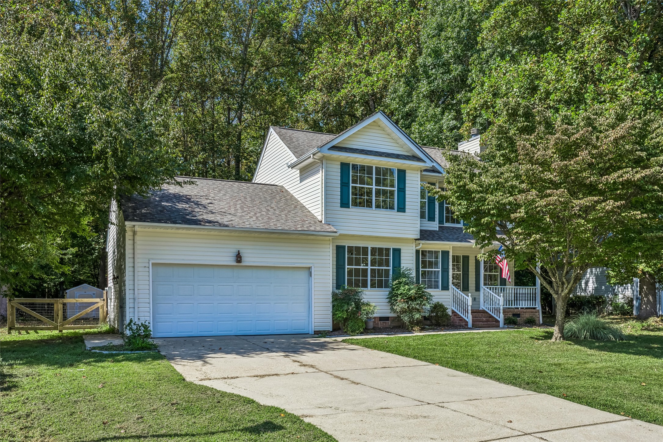 2912 Lancaster Ct — photo