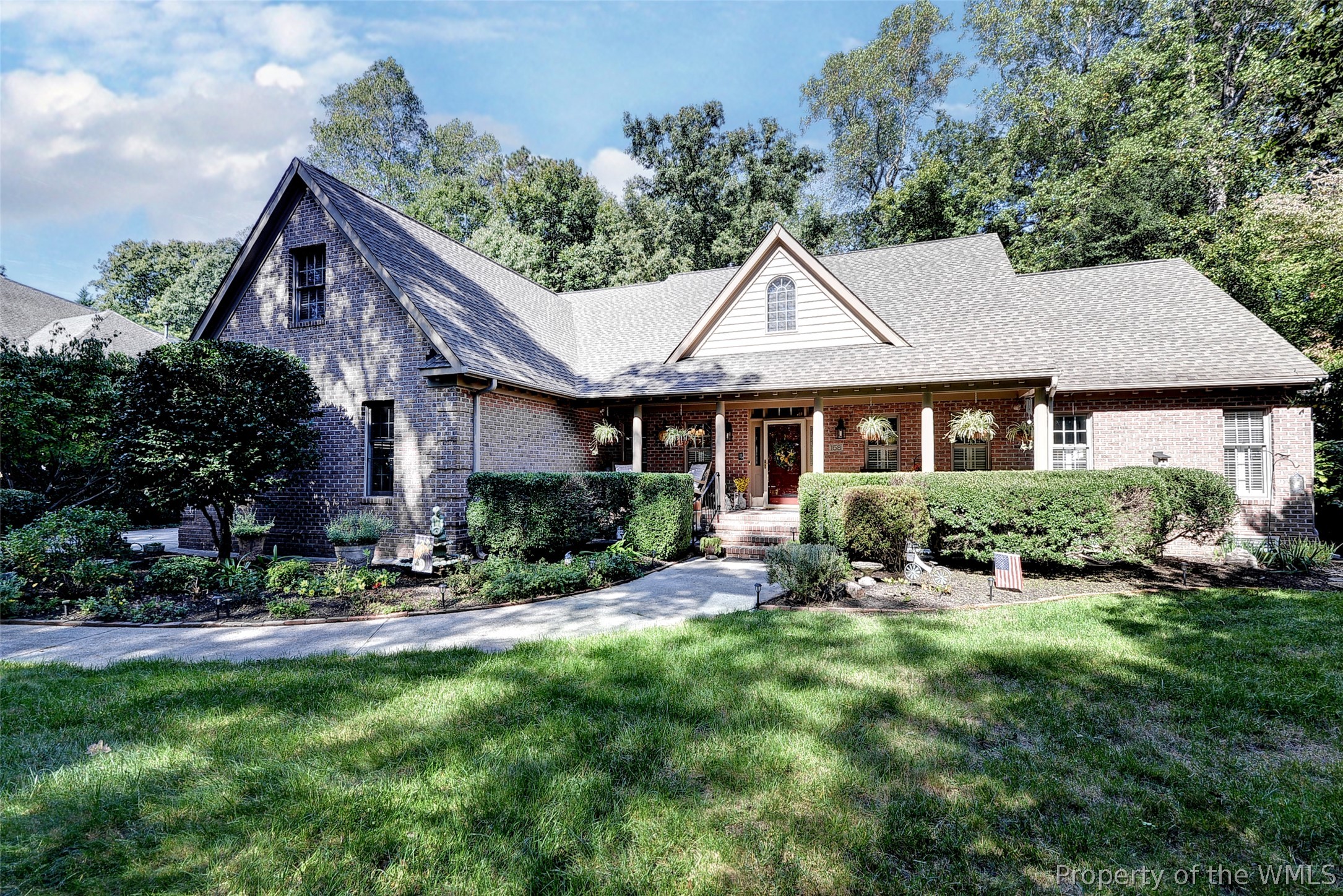 158 Fords Colony Dr — photo
