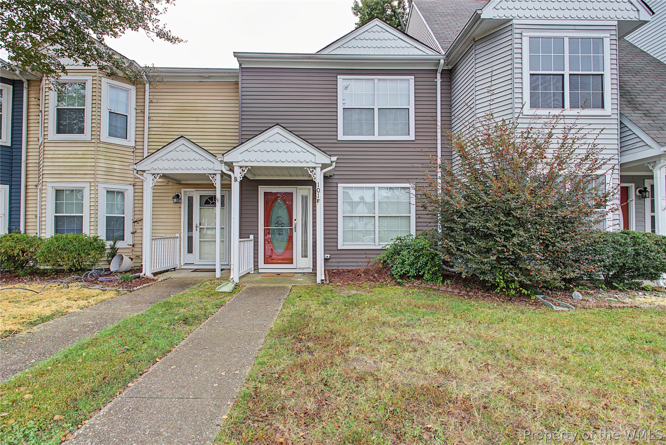 101 Heather Way Unit F — photo