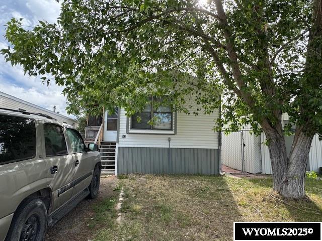 53 E Hillcrest Drive — photo