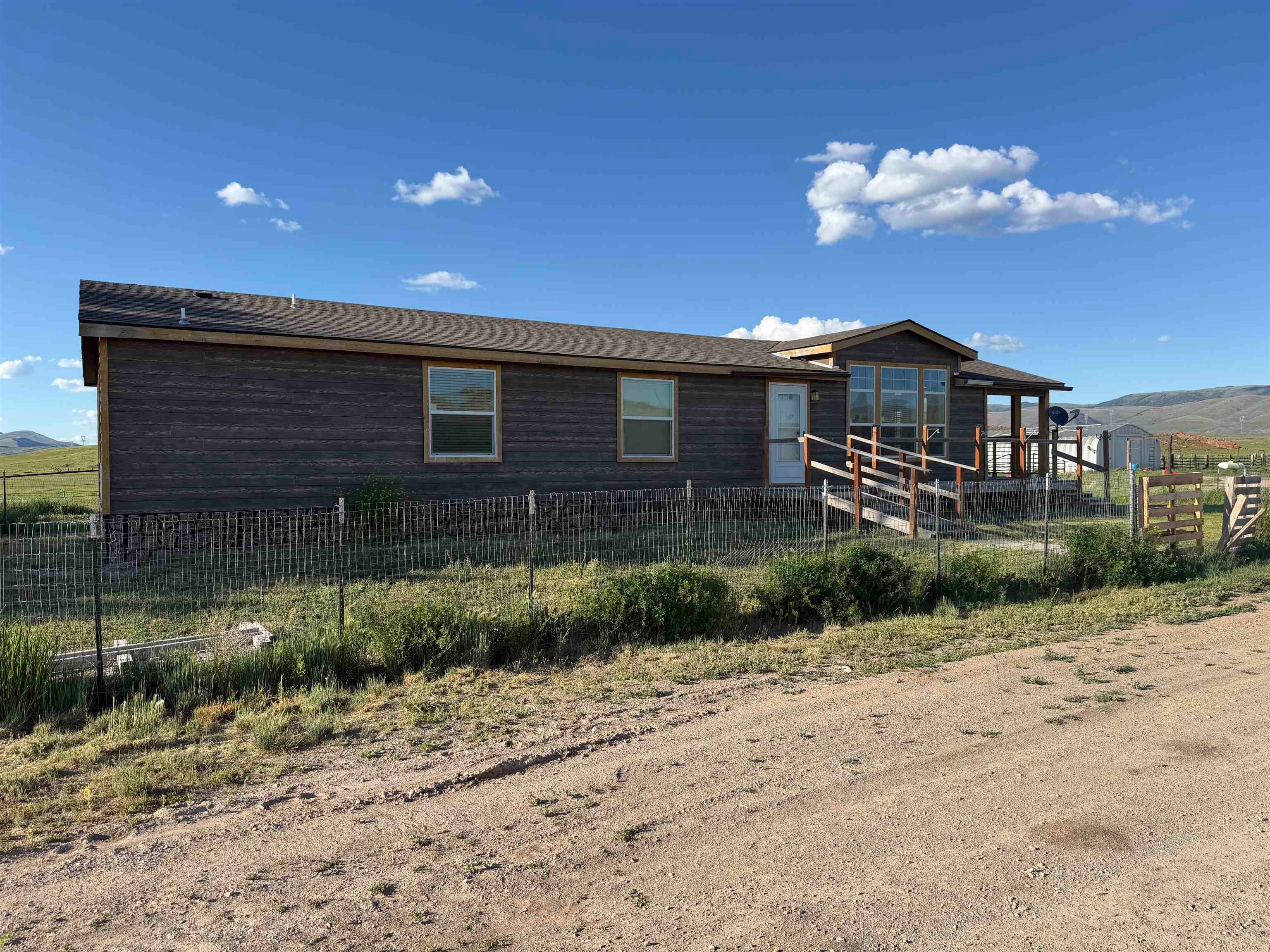 195 Thompson Circle — photo