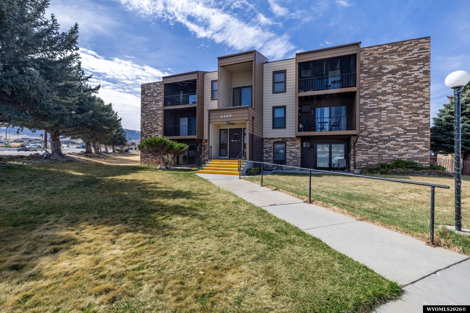 4460 S Poplar #204 — photo