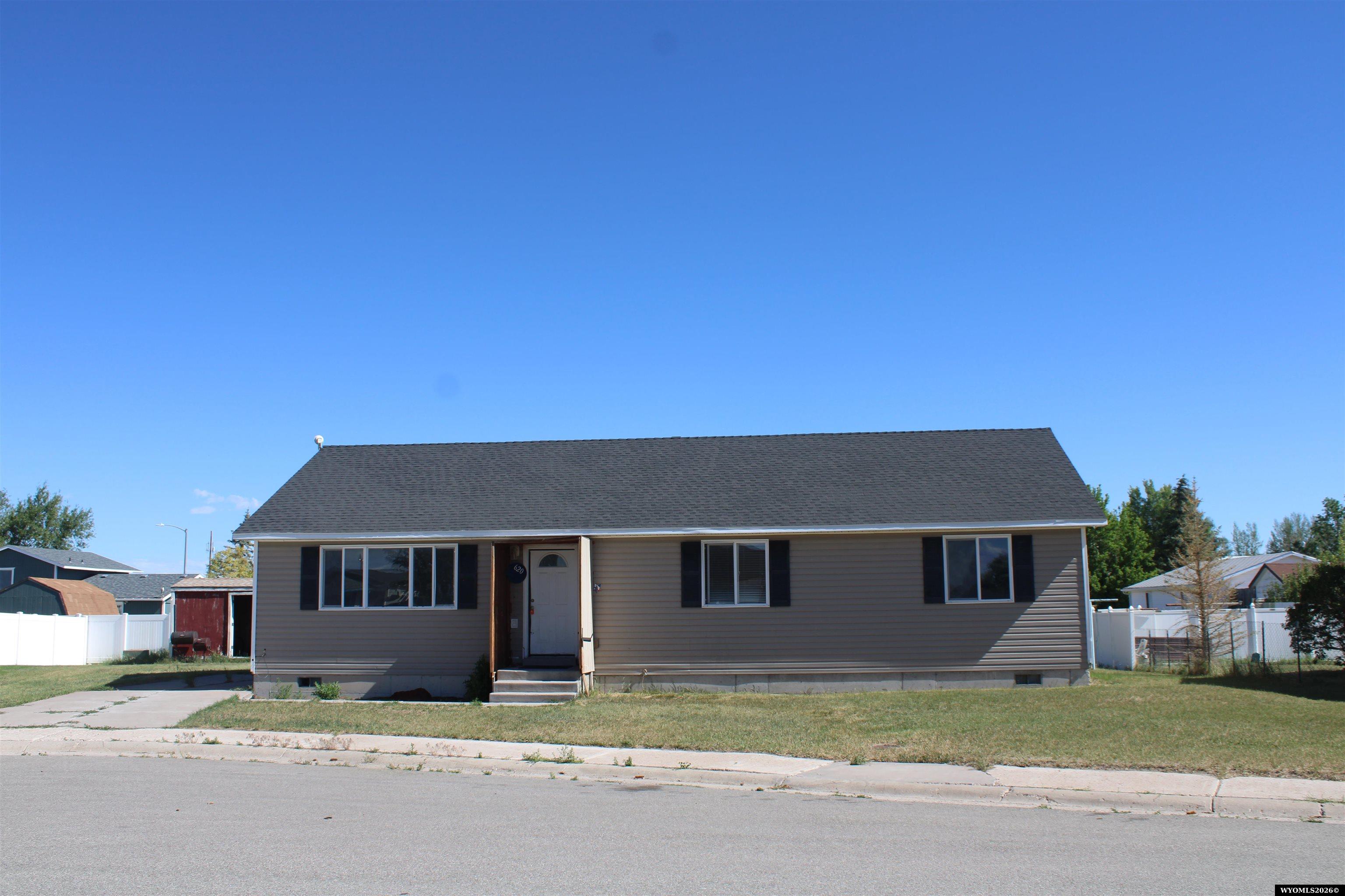 620 Frosty Court — photo