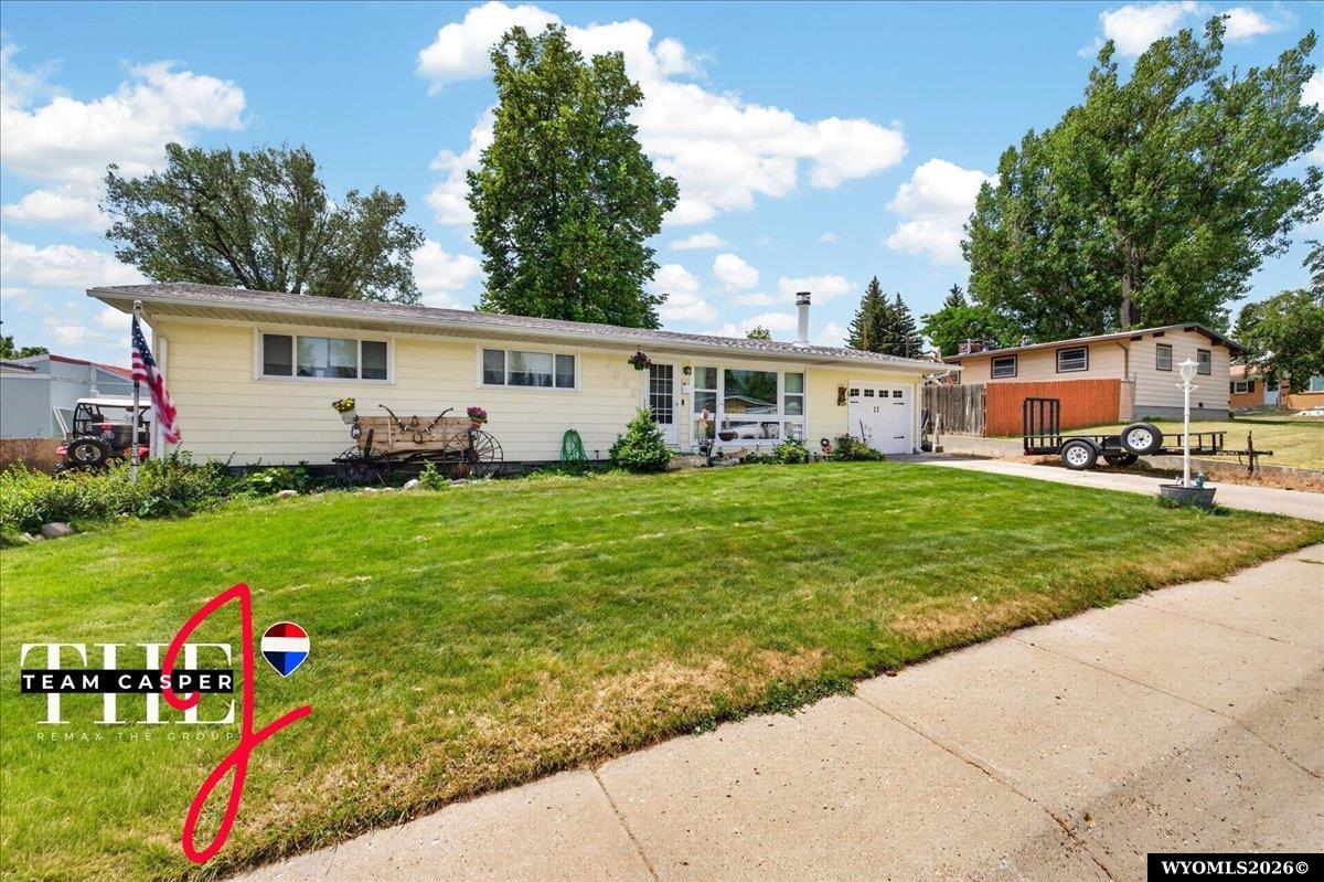 2635 E 11th, Casper, WY 82609 — photo 2