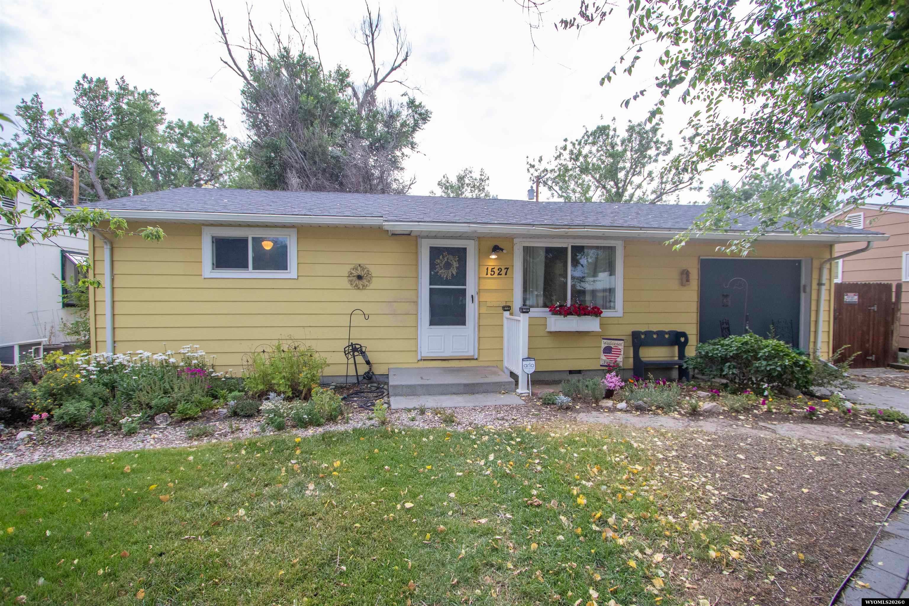 1527 Fremont — photo