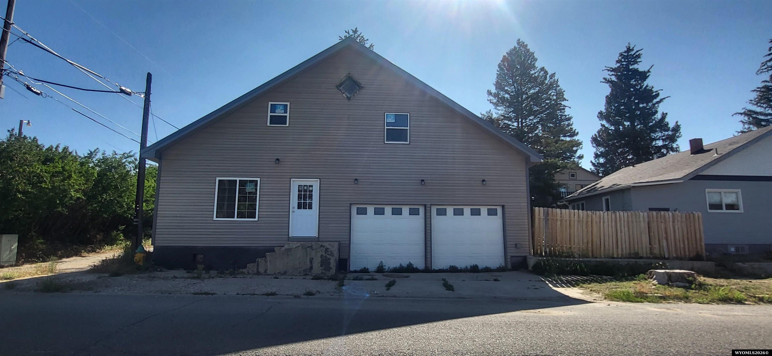 222 E Maple St, Rawlins, WY 82301 — photo 3
