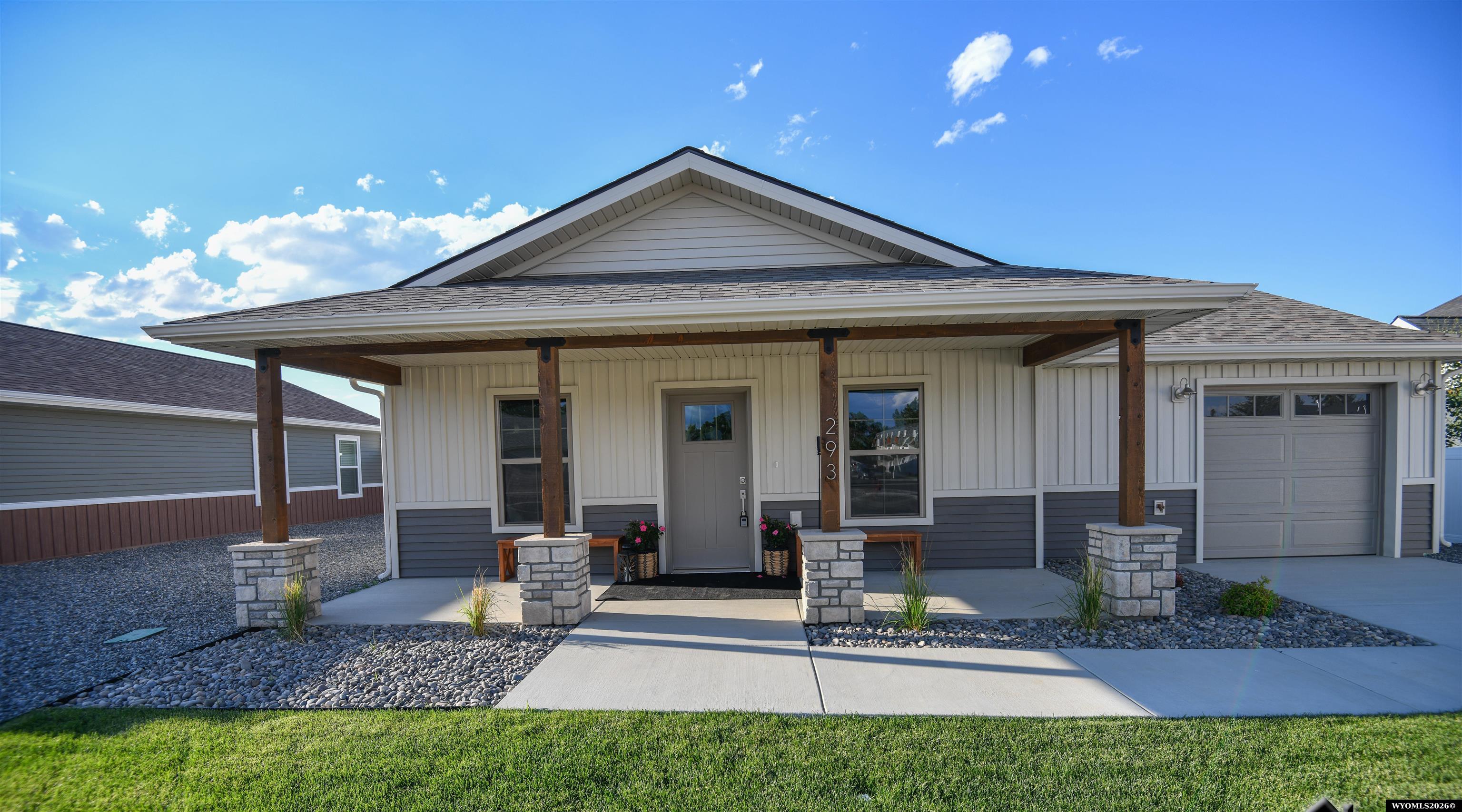 293 Cypress Dr — photo