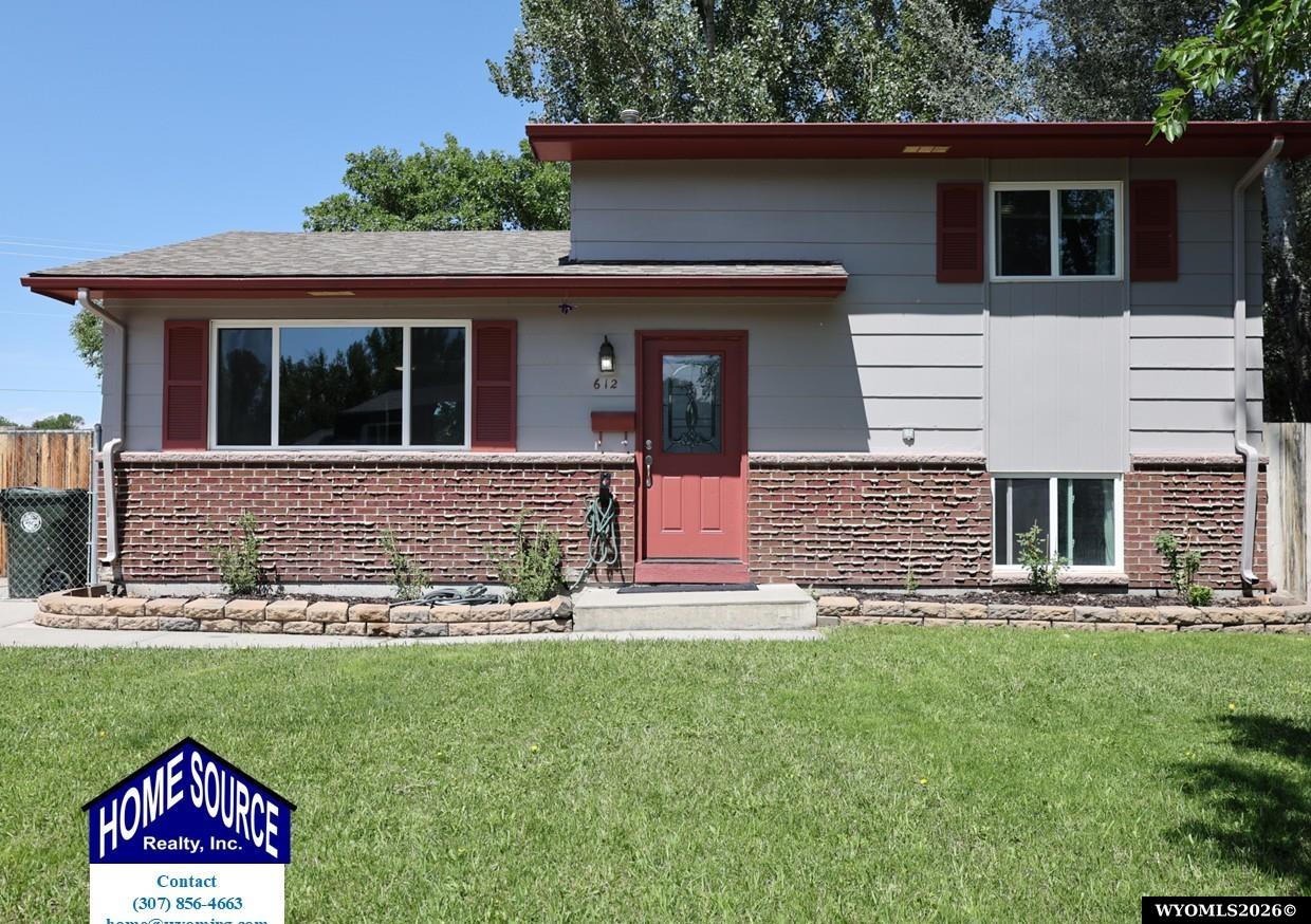 612 Northview Dr — photo