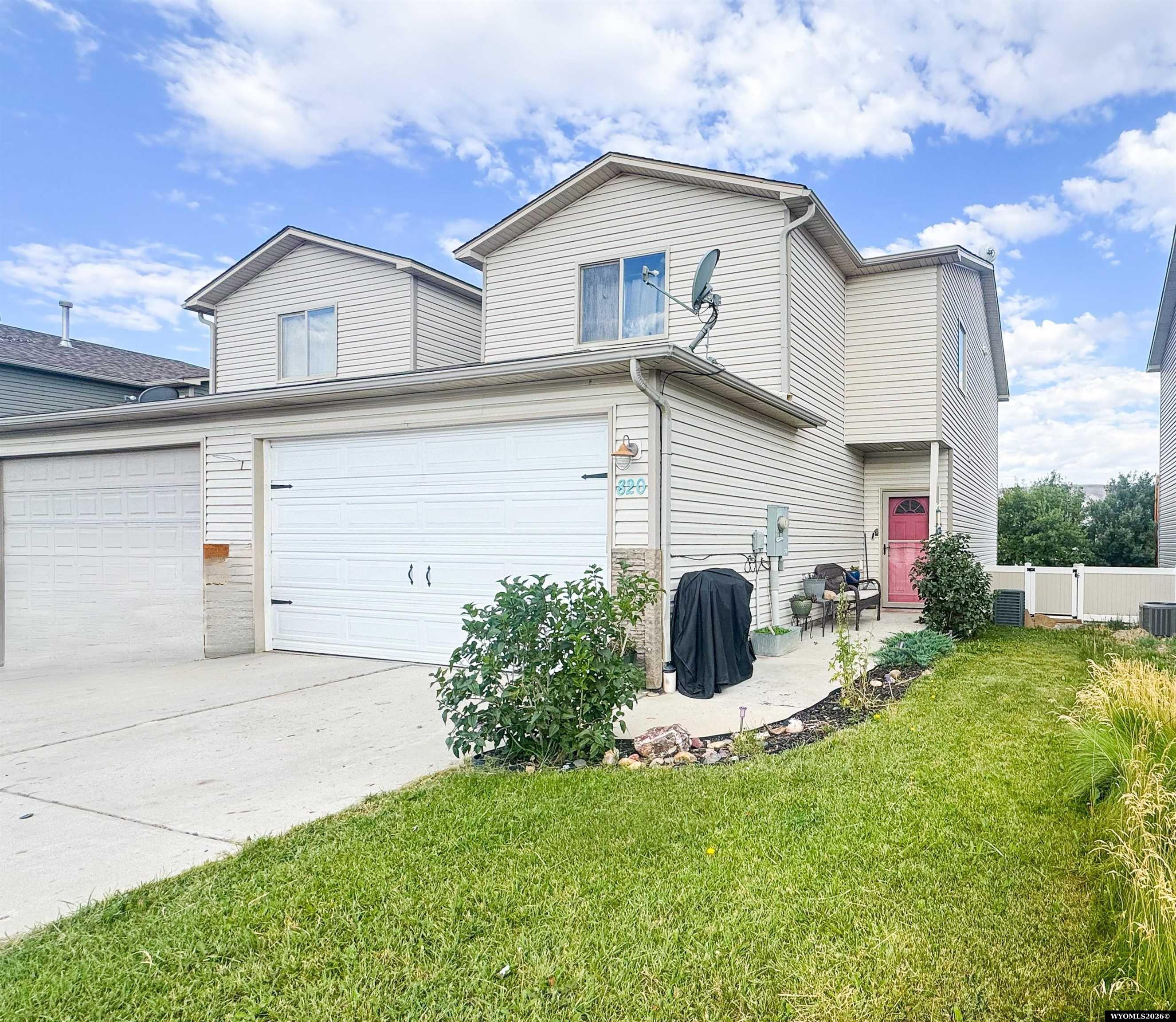 820 Blue Sage Way — photo