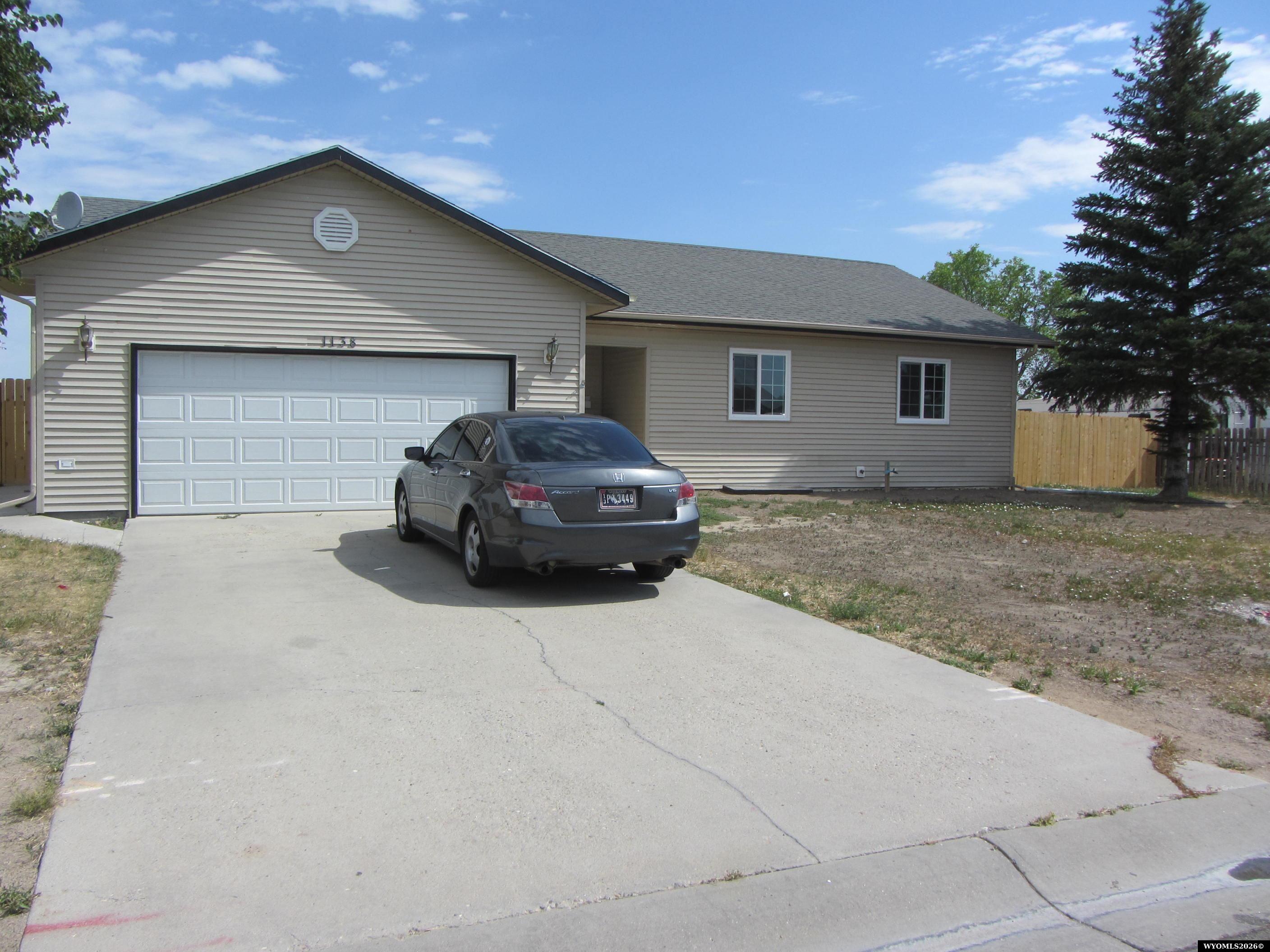 1138 Riverbend Drive — photo