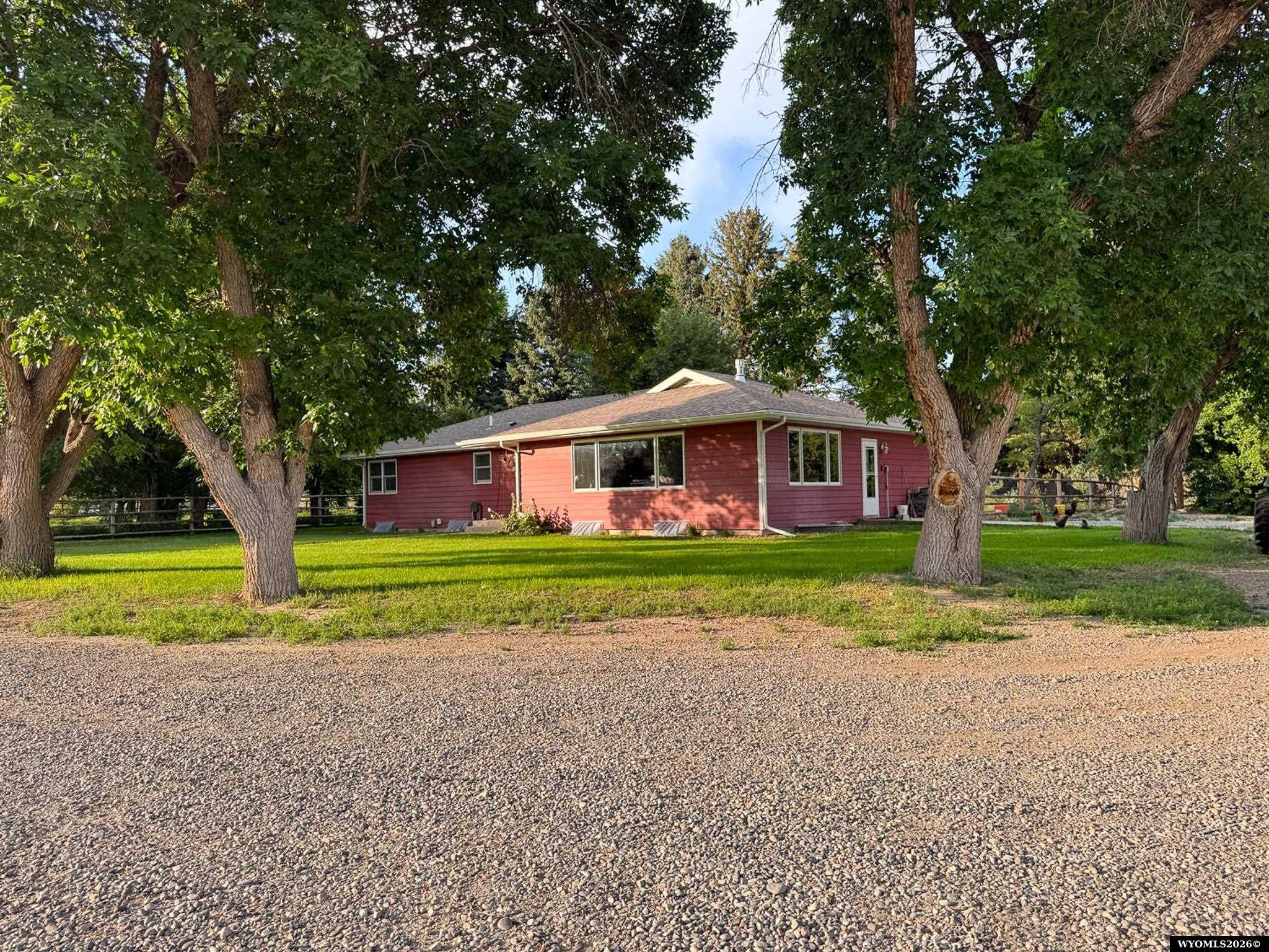 10888 Highway 789 — photo