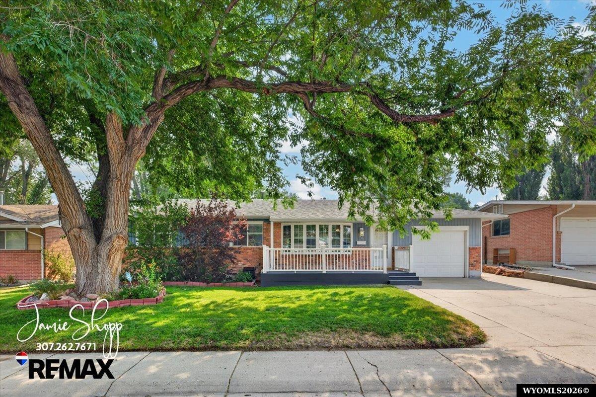 1321 Hazelwood Drive — photo