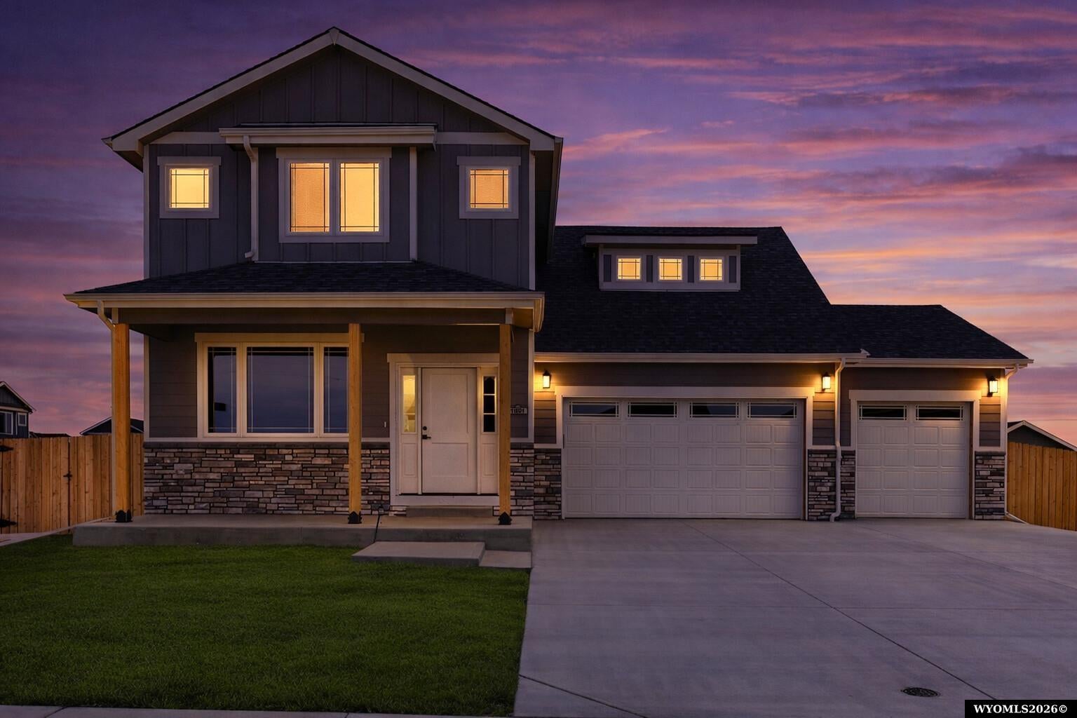 1001 River Heights Drive — photo