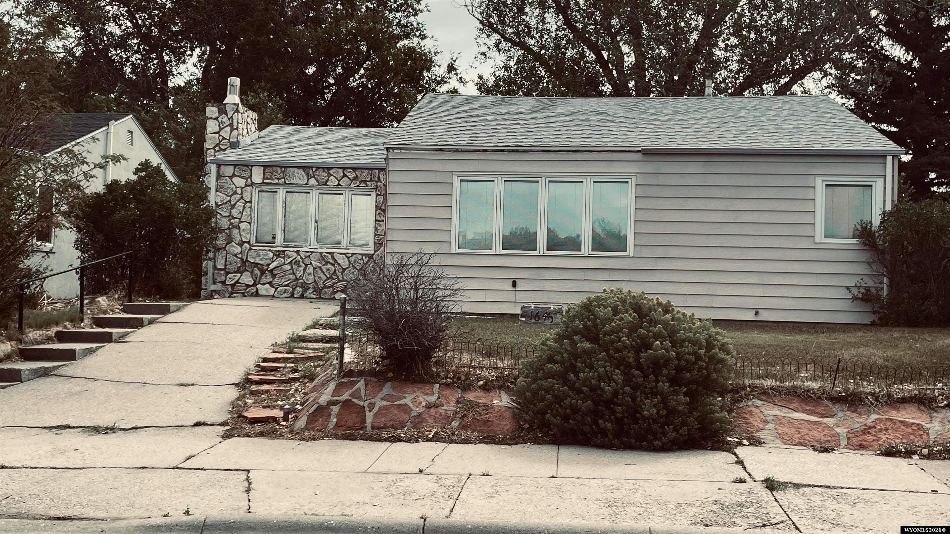 1645 S Mitchell — photo