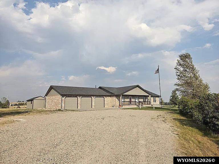 1868 Ranch Loop — photo