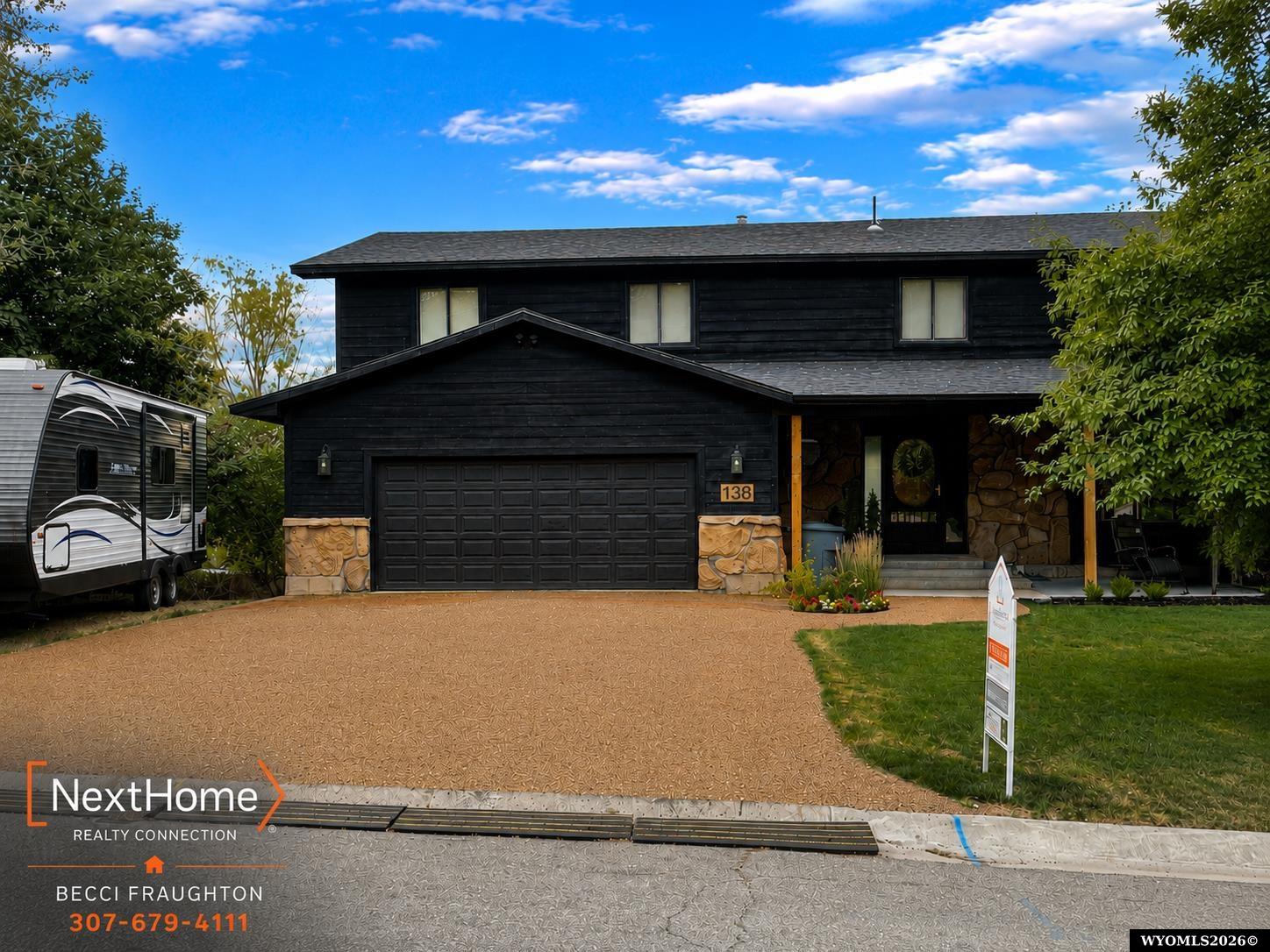 138 Apache Drive — photo