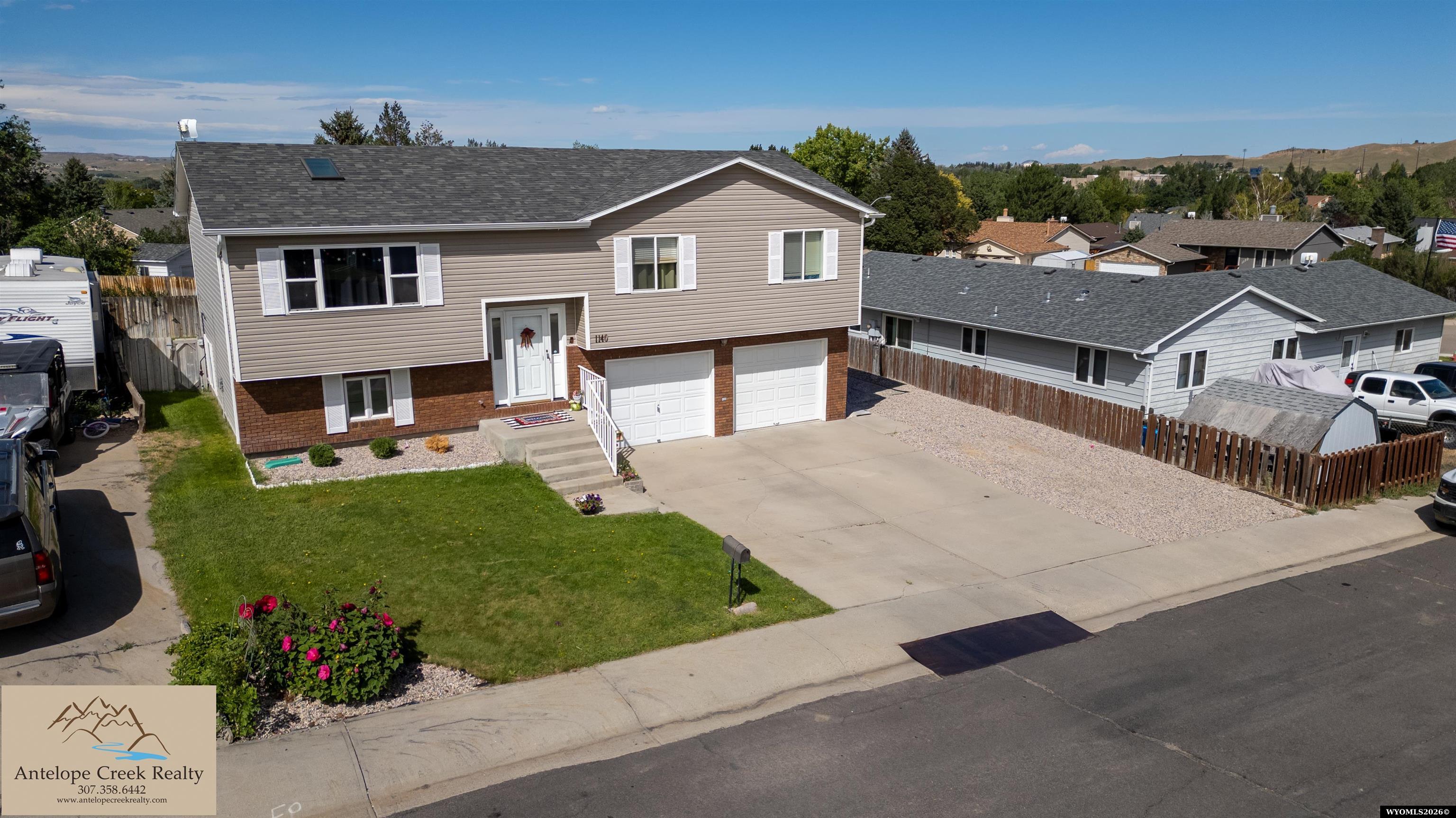 1140 Cactus Court — photo