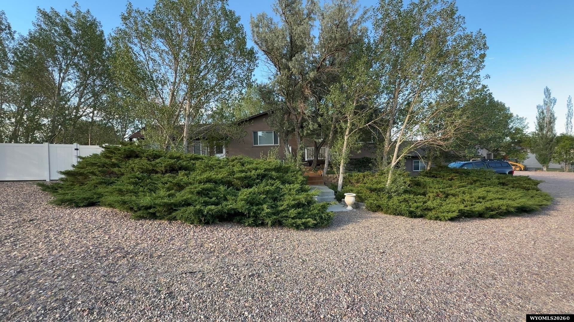584 Gannett Drive — photo