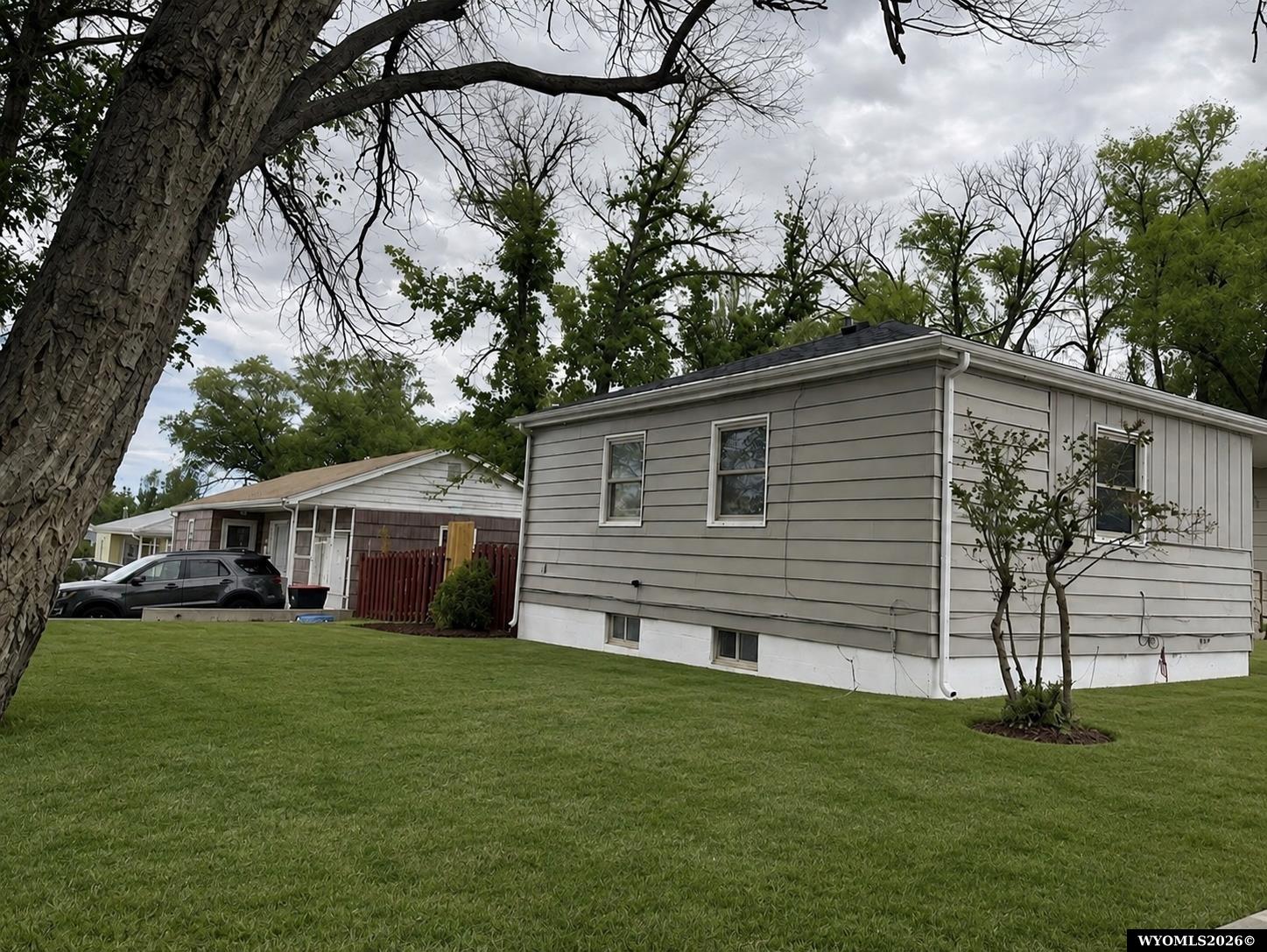 1405 Collins Street — photo