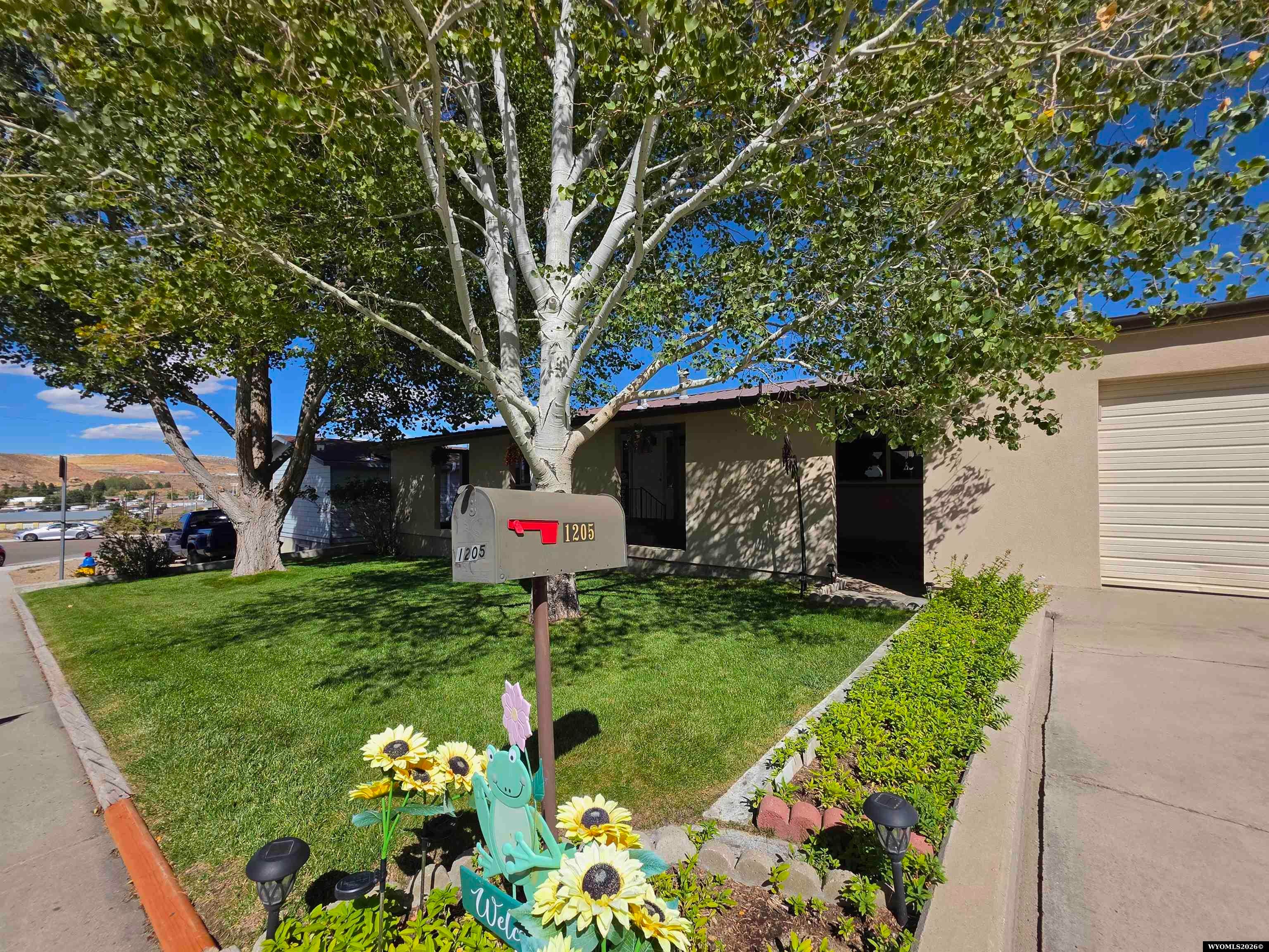 1205 Cottonwood Drive — photo