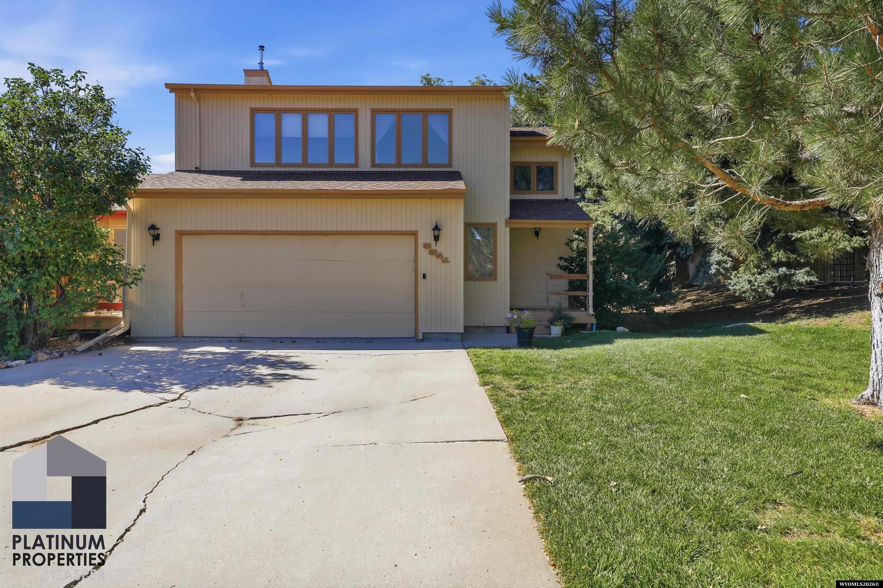 3841 Woodglenn Place — photo