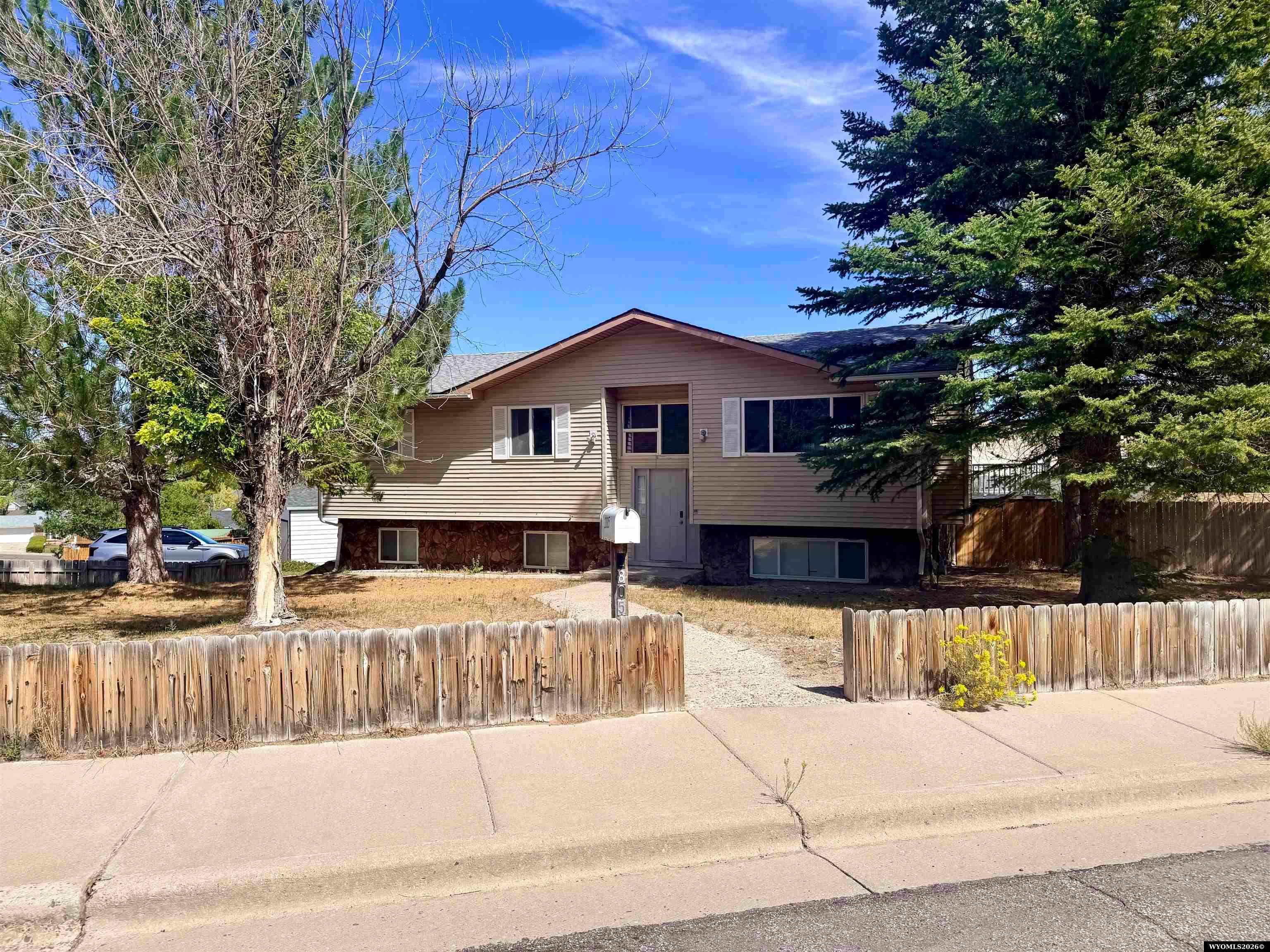 2805 Hitching Post Drive — photo