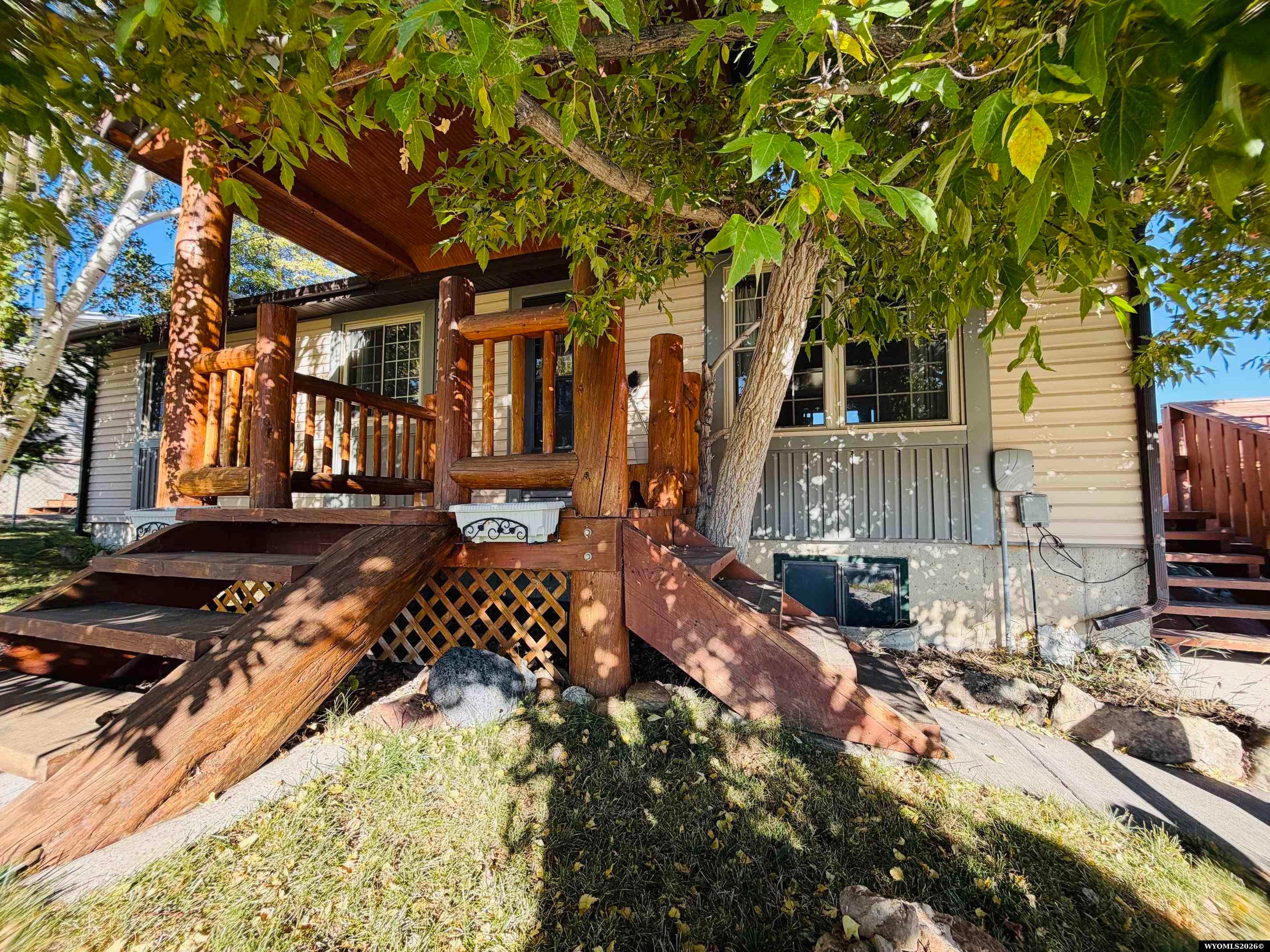 1601 Canyon Road B — photo