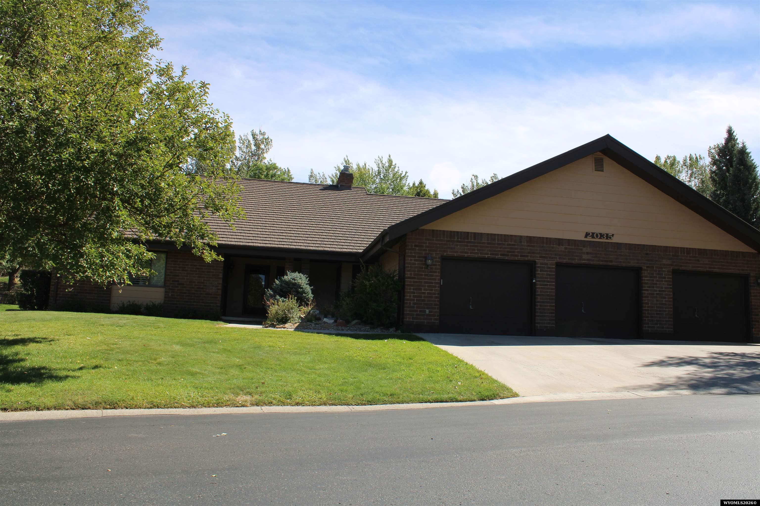 2035 Rustic Dr — photo