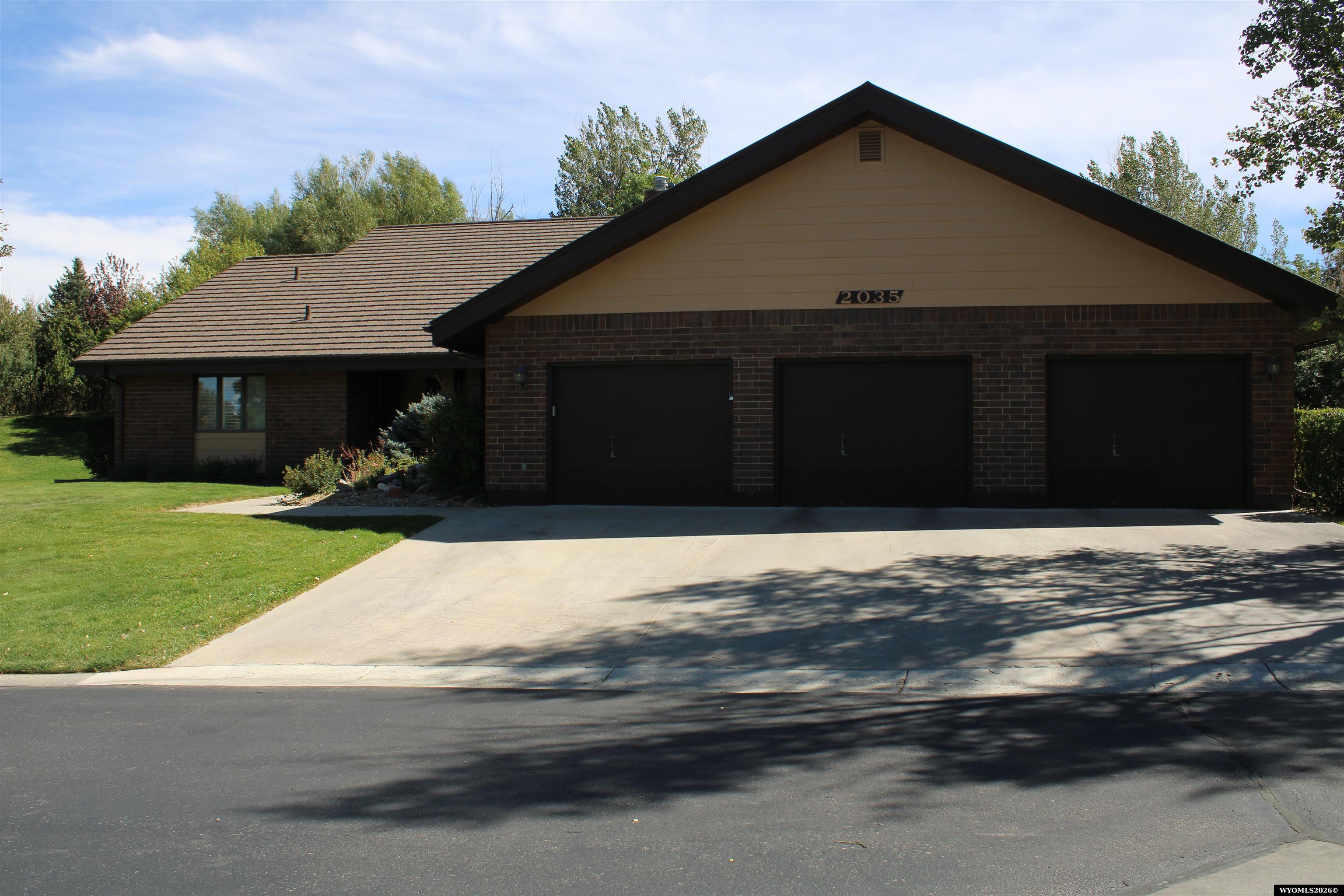 2035 Rustic Dr, Casper, WY 82609 — photo 2