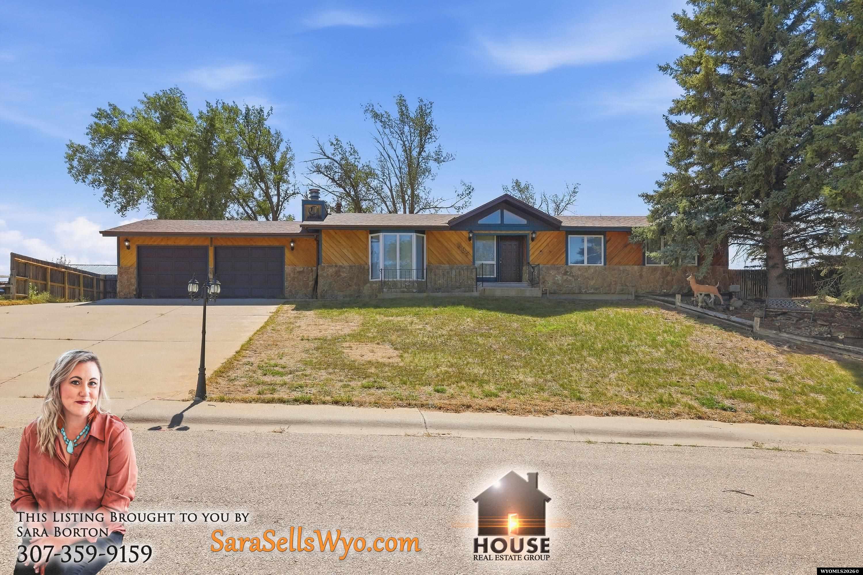 865 W Deer St — photo