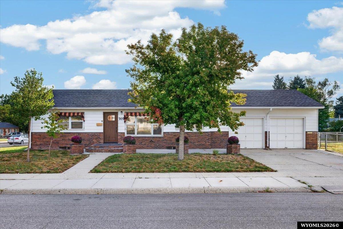 707 S Huber Dr — photo