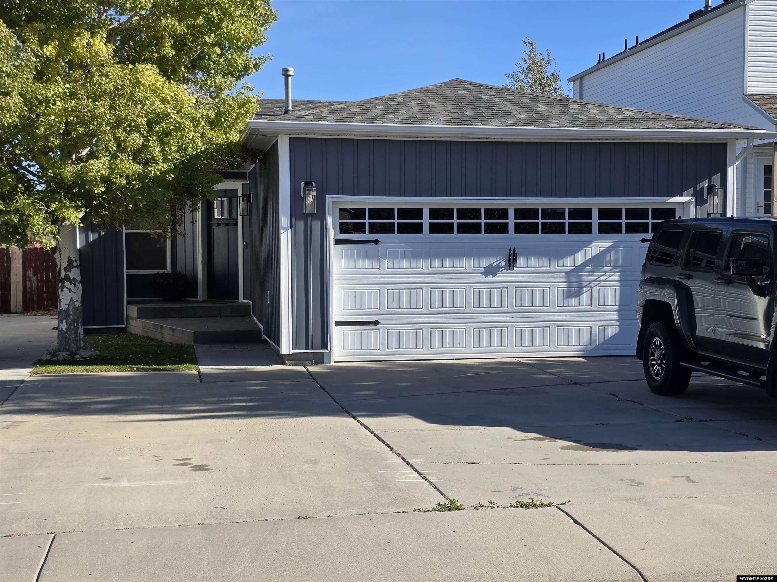 129 Magnolia Circle — photo