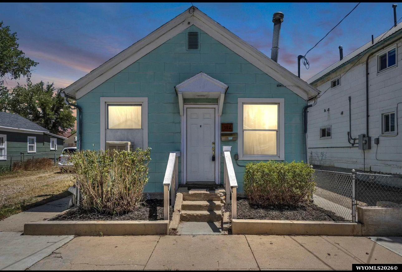 112 L Street — photo