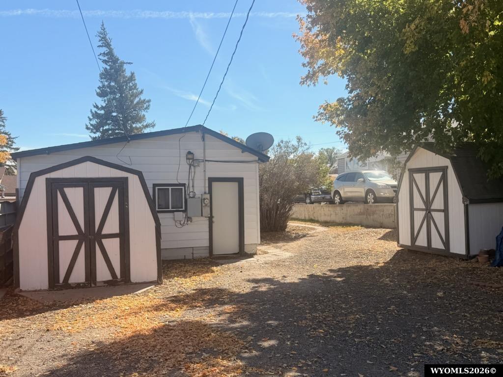 209 E Maple Street, Rawlins, WY 82301 — photo 3