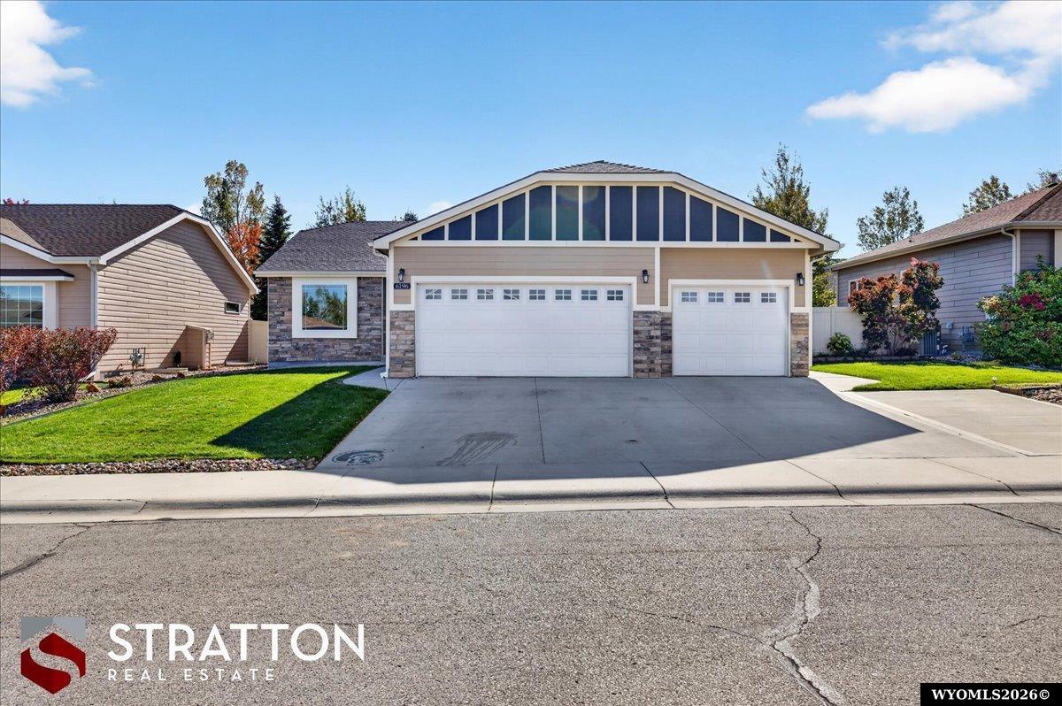 6196 Coronado Drive — photo