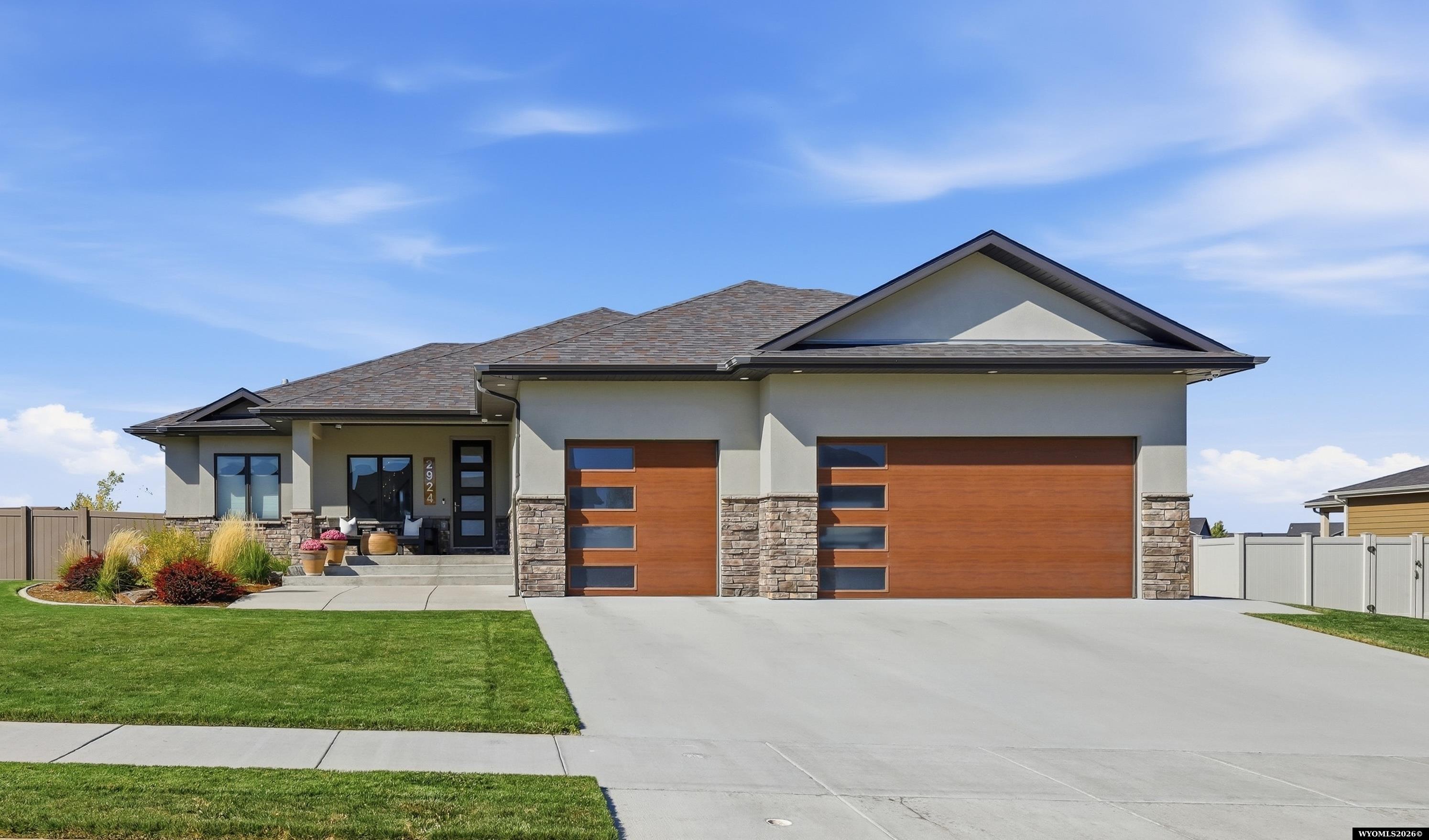 2924 Croydon Drive — photo
