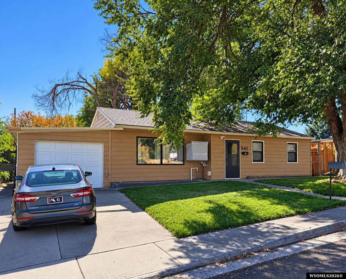 541 Ryan Street — photo