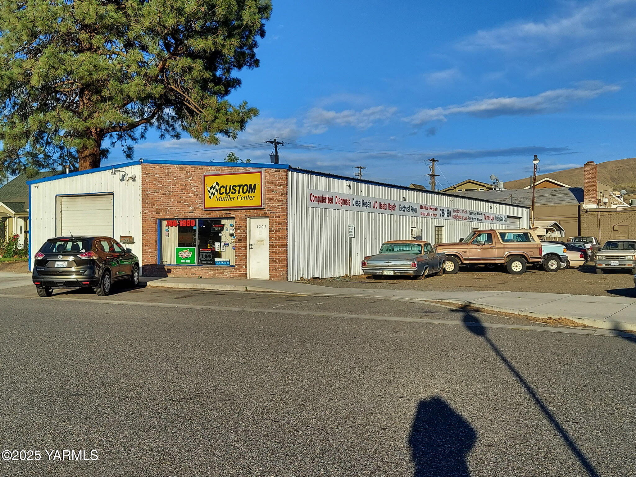 1207 Sheridan Ave — photo